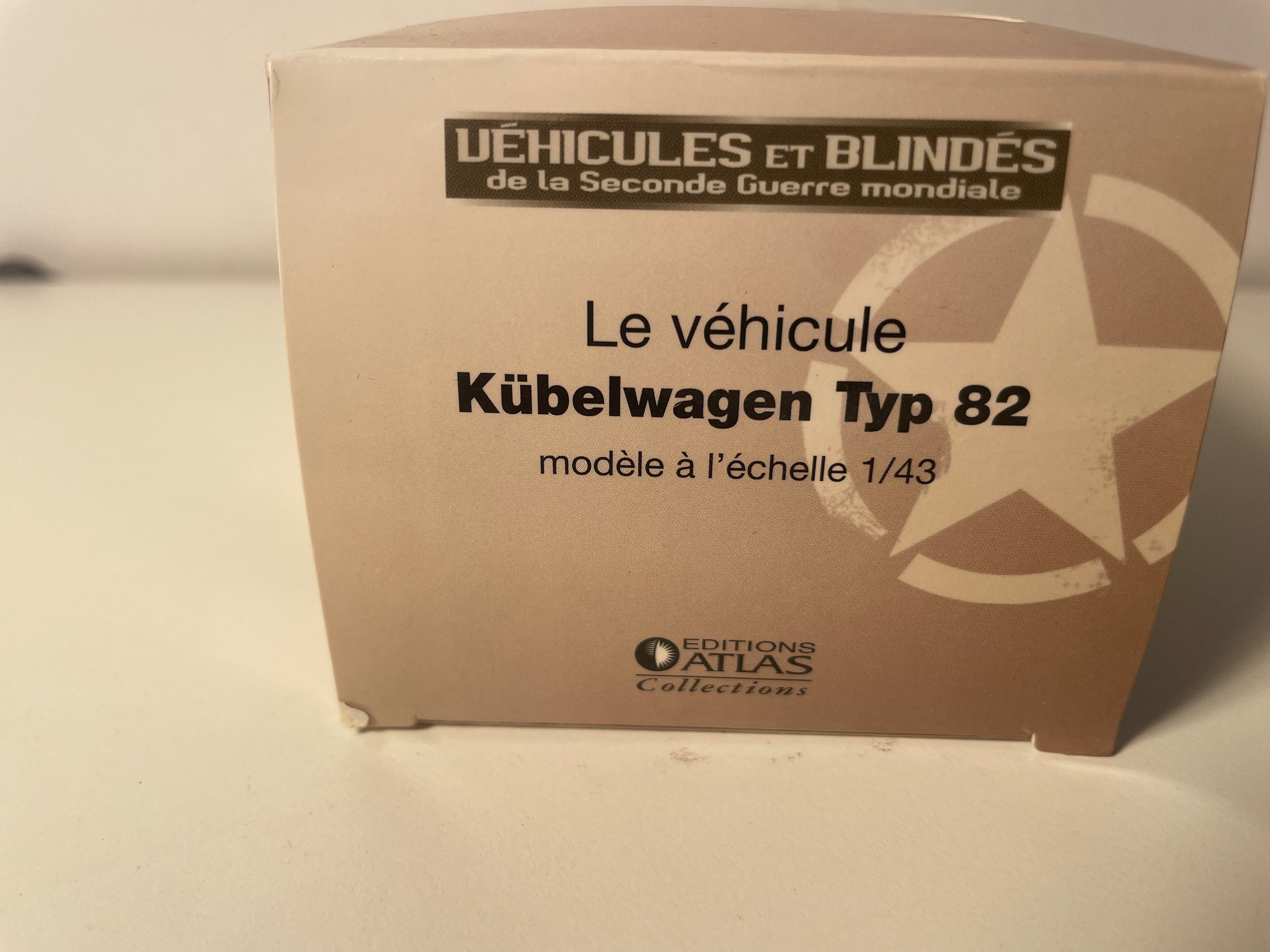 Militärfahrzeug Kübelwagen Typ 82