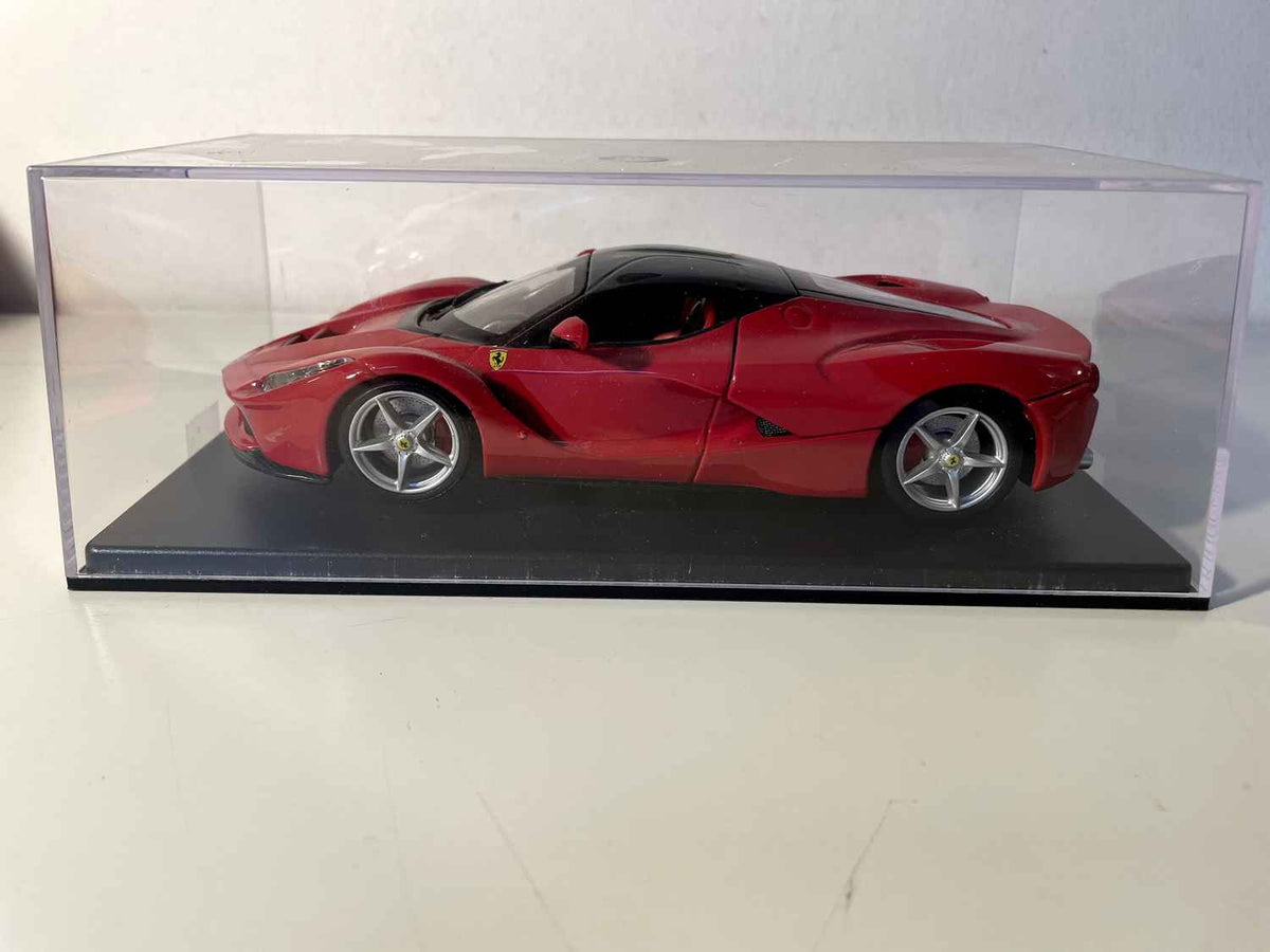 2013 Ferrari LaFerrari Red - BURAGO (scale: 1/24)