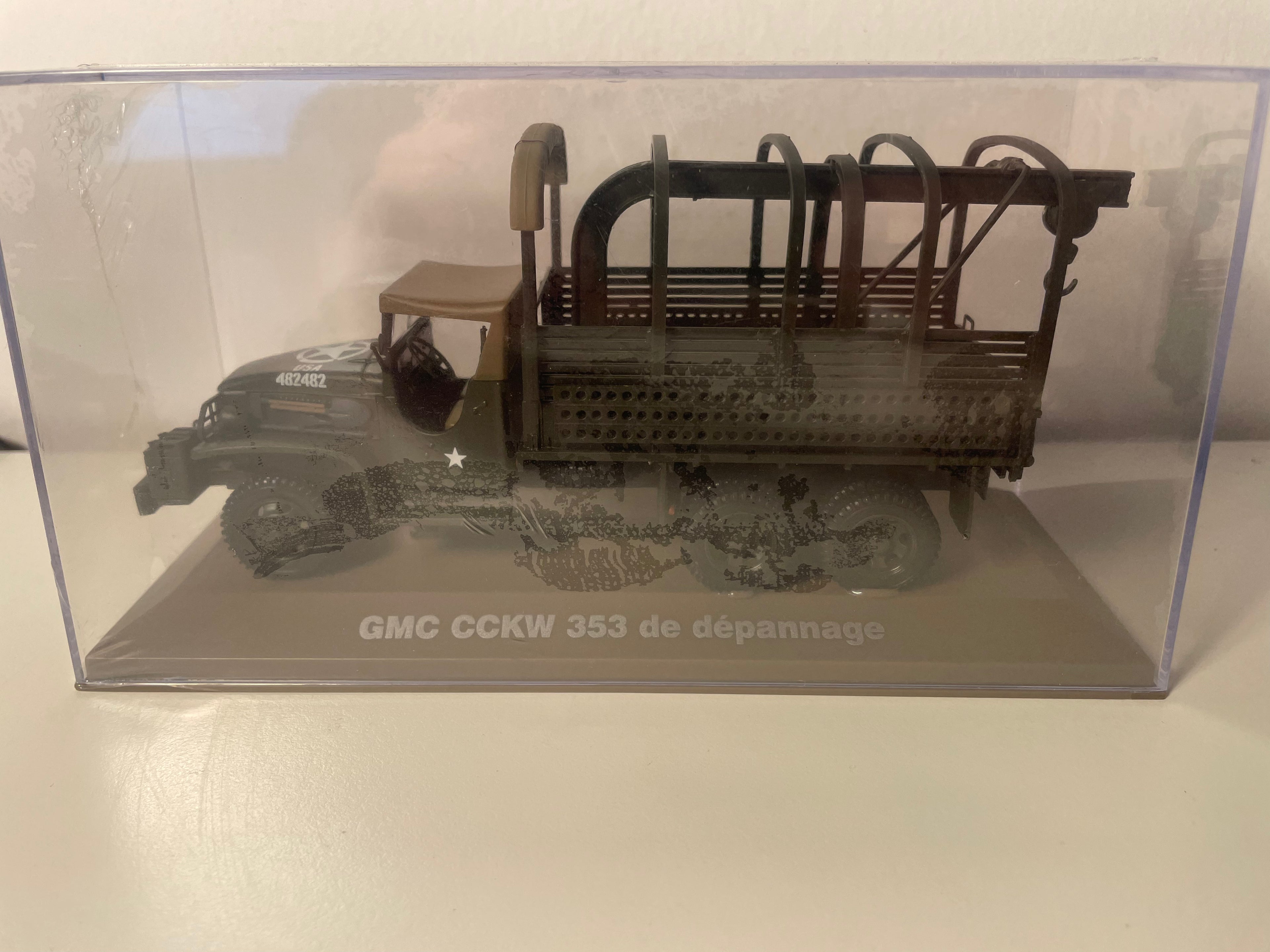 Véhicule militaire GMC CCKW 353 de dépannage