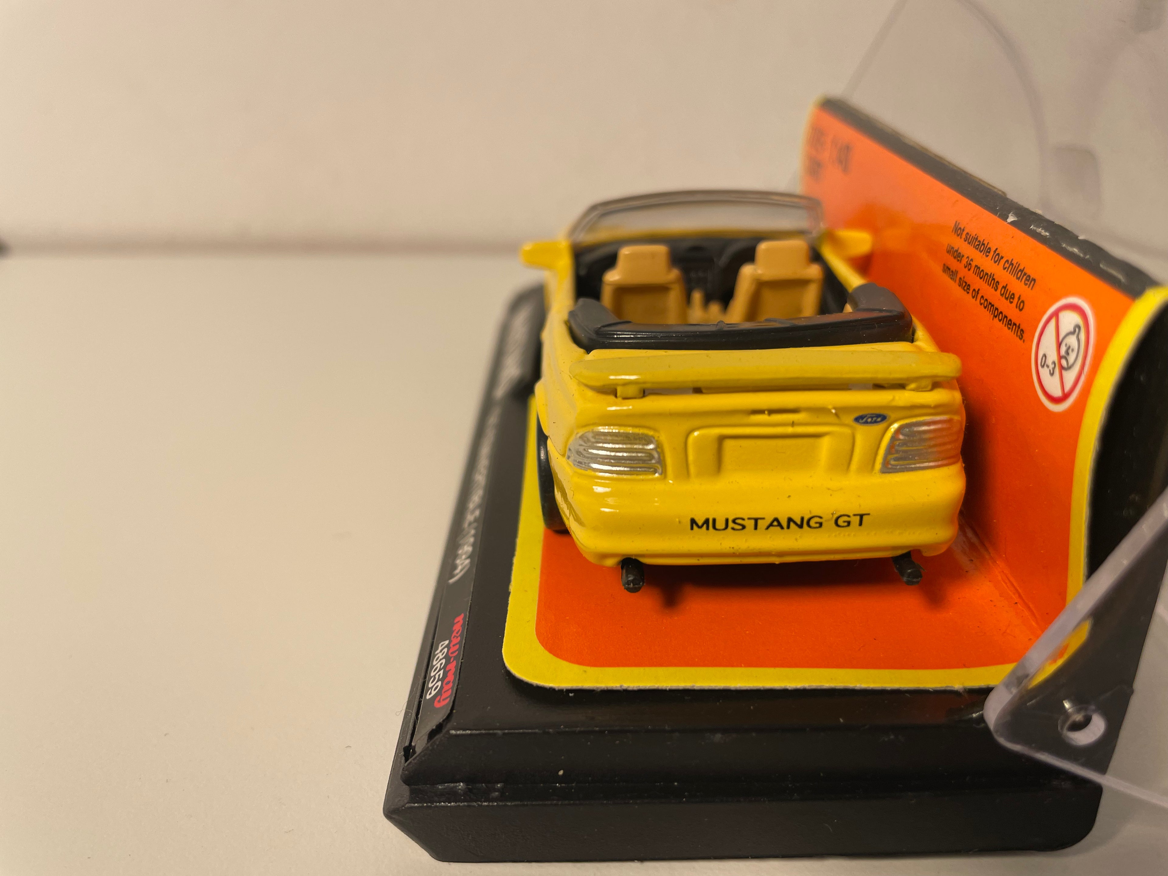 1994 Yellow Ford Mustang GT Convertible (American Car)