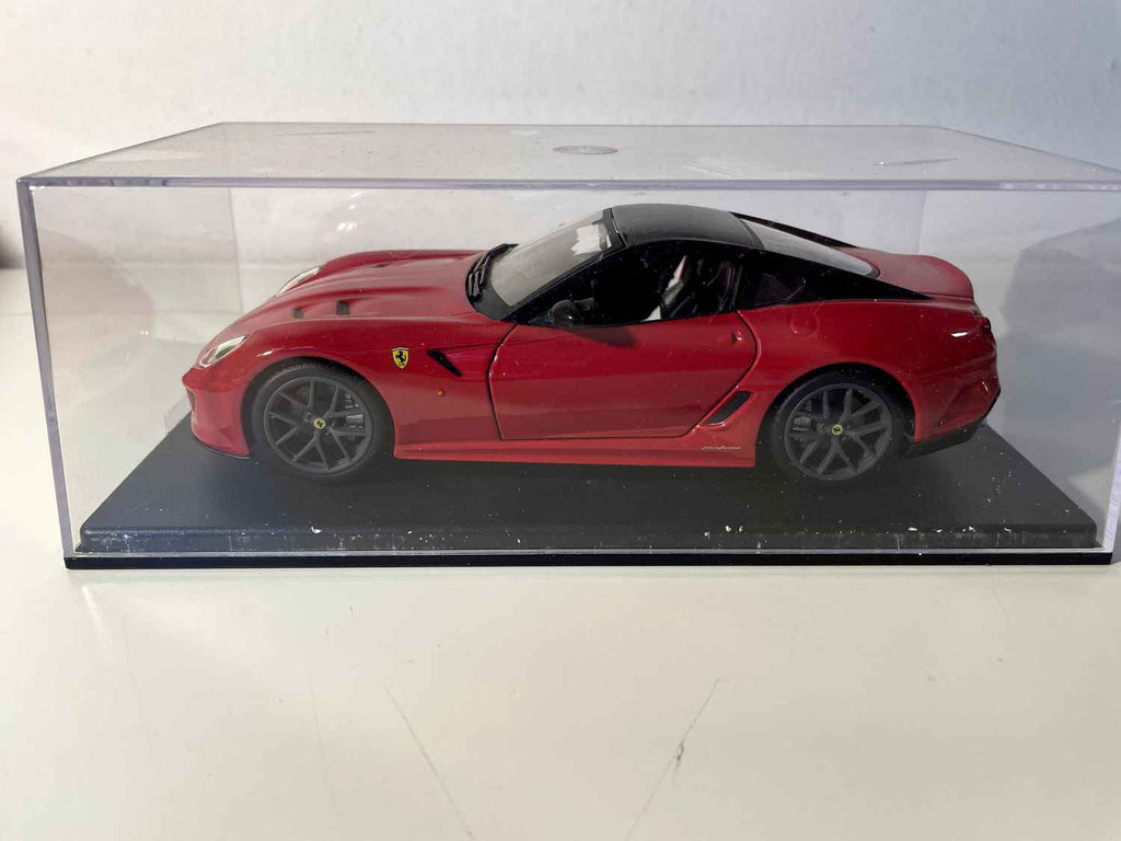 Ferrari 599 GTO roude vun 2012 - BURAGO (Maßstab: 1/24)