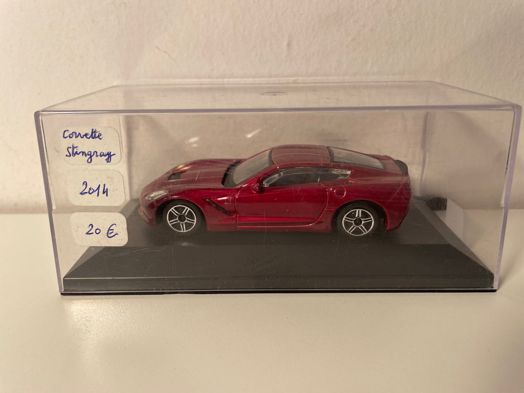 Corvette Stingray bordeaux del 2014 (auto americano) - scatola in plexiglass
