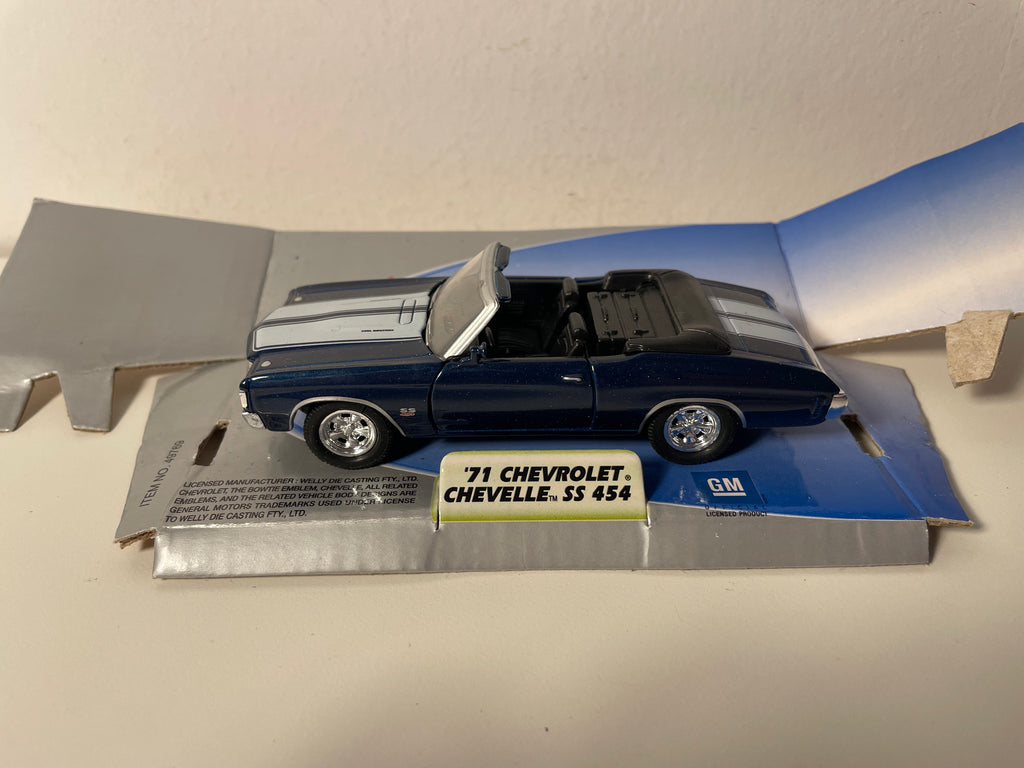 Chevrolet Chevelle SS 454 bleue et blanche - Welly (voiture américaine)