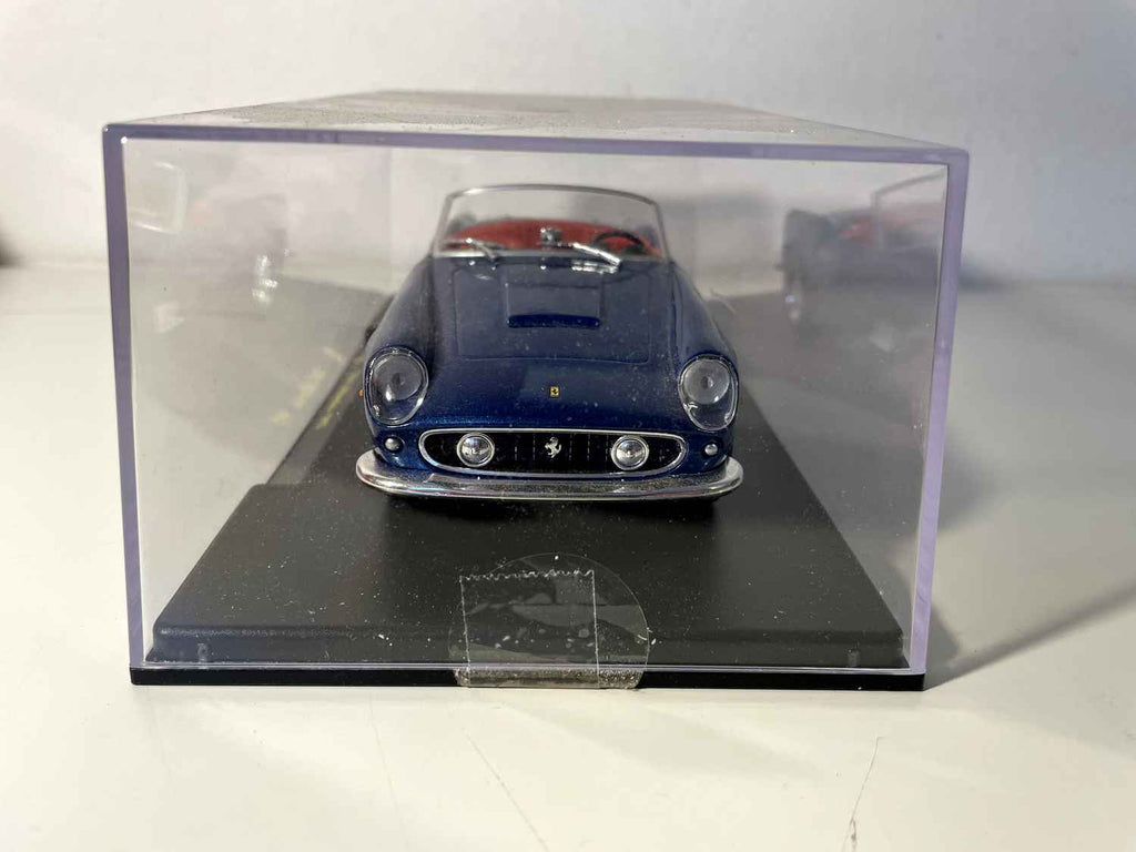 Ferrari 250 California azul de 1957 - BURAGO (escala: 1/24)