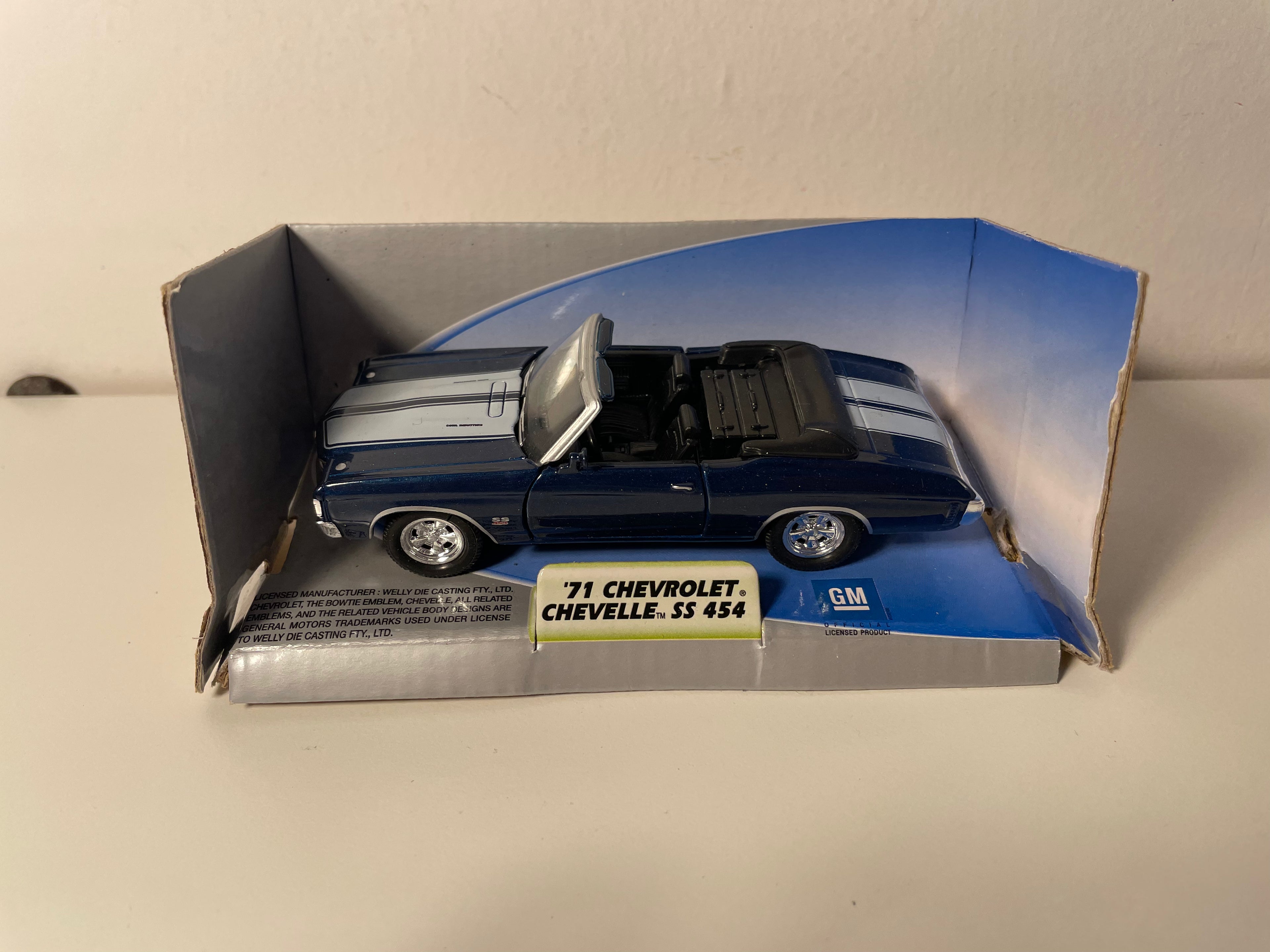 Chevrolet Chevelle SS 454 Azul e Branco - Welly (Carro Americano)