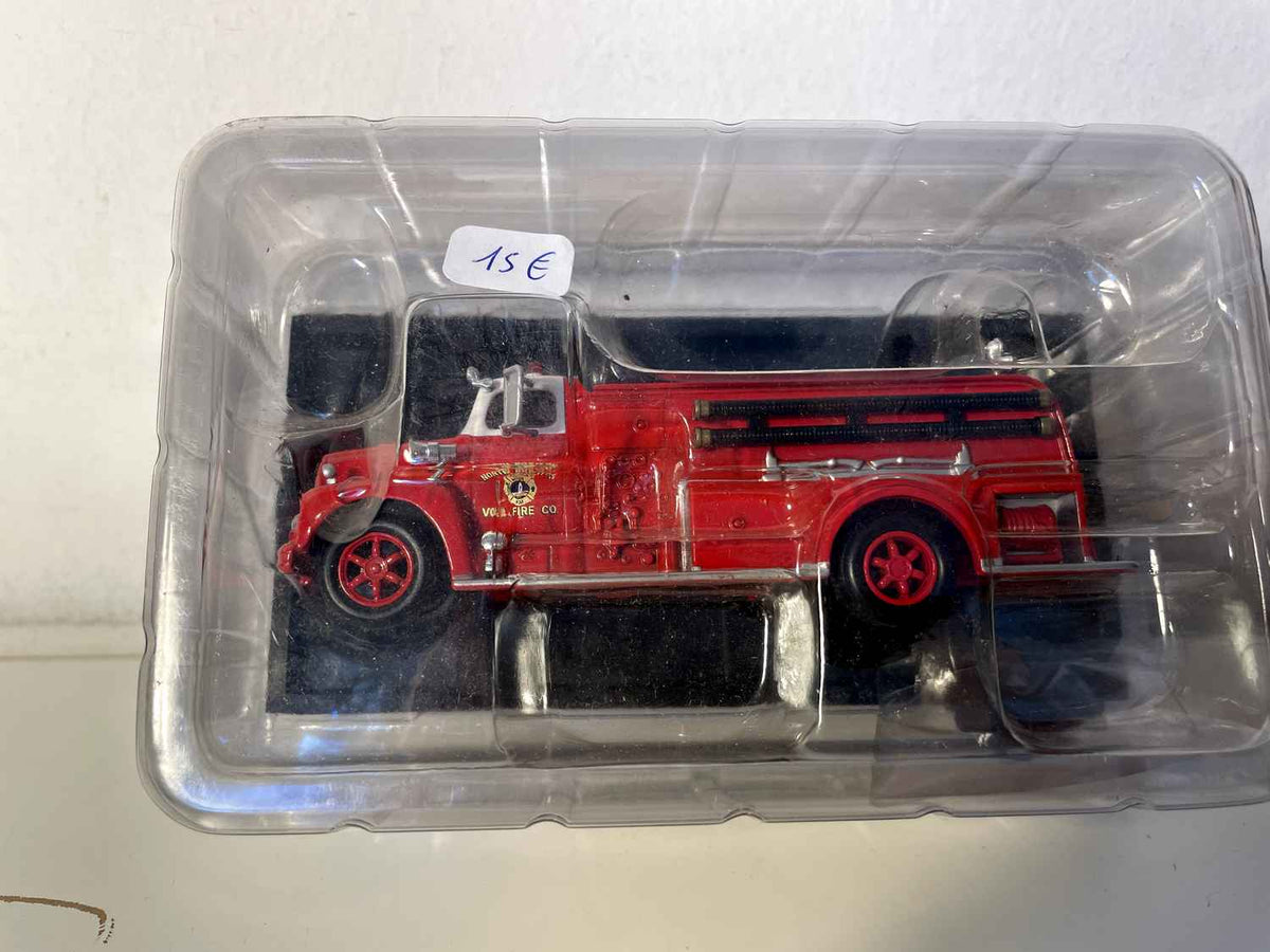 1953 International Pumper Fire Truck (England)