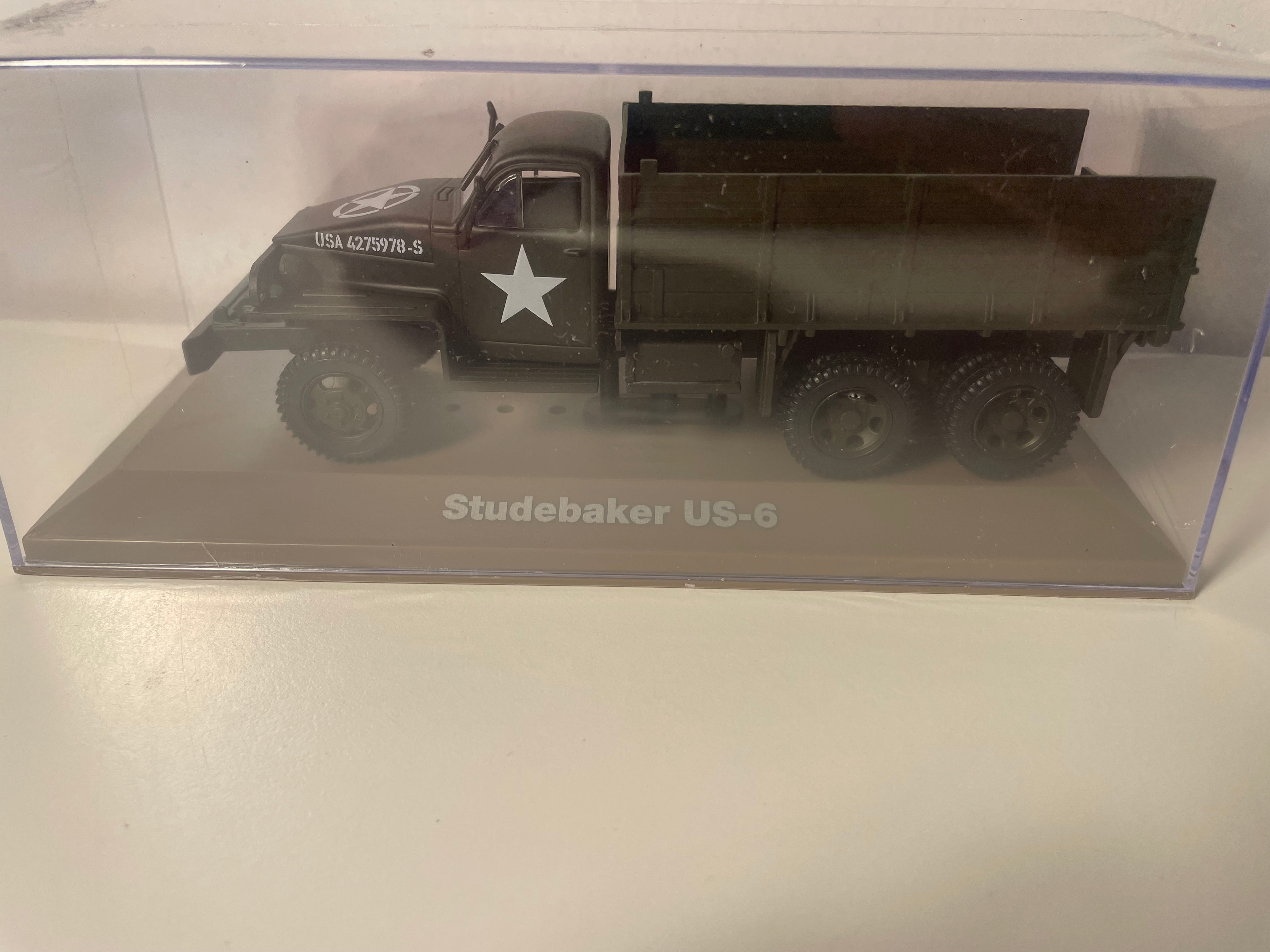US-6 Military Vehicle 2 1/2 Cargo Truck