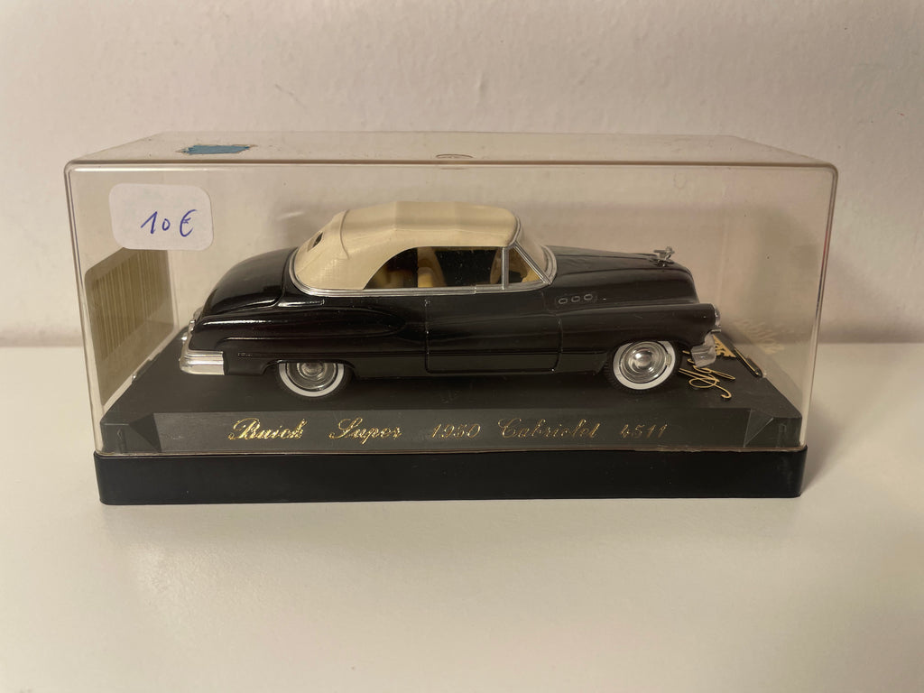 Buick Super kabriolet czarny z beżowym dachem z 1950 roku - Solido nr 4511 (samochód amerykański)