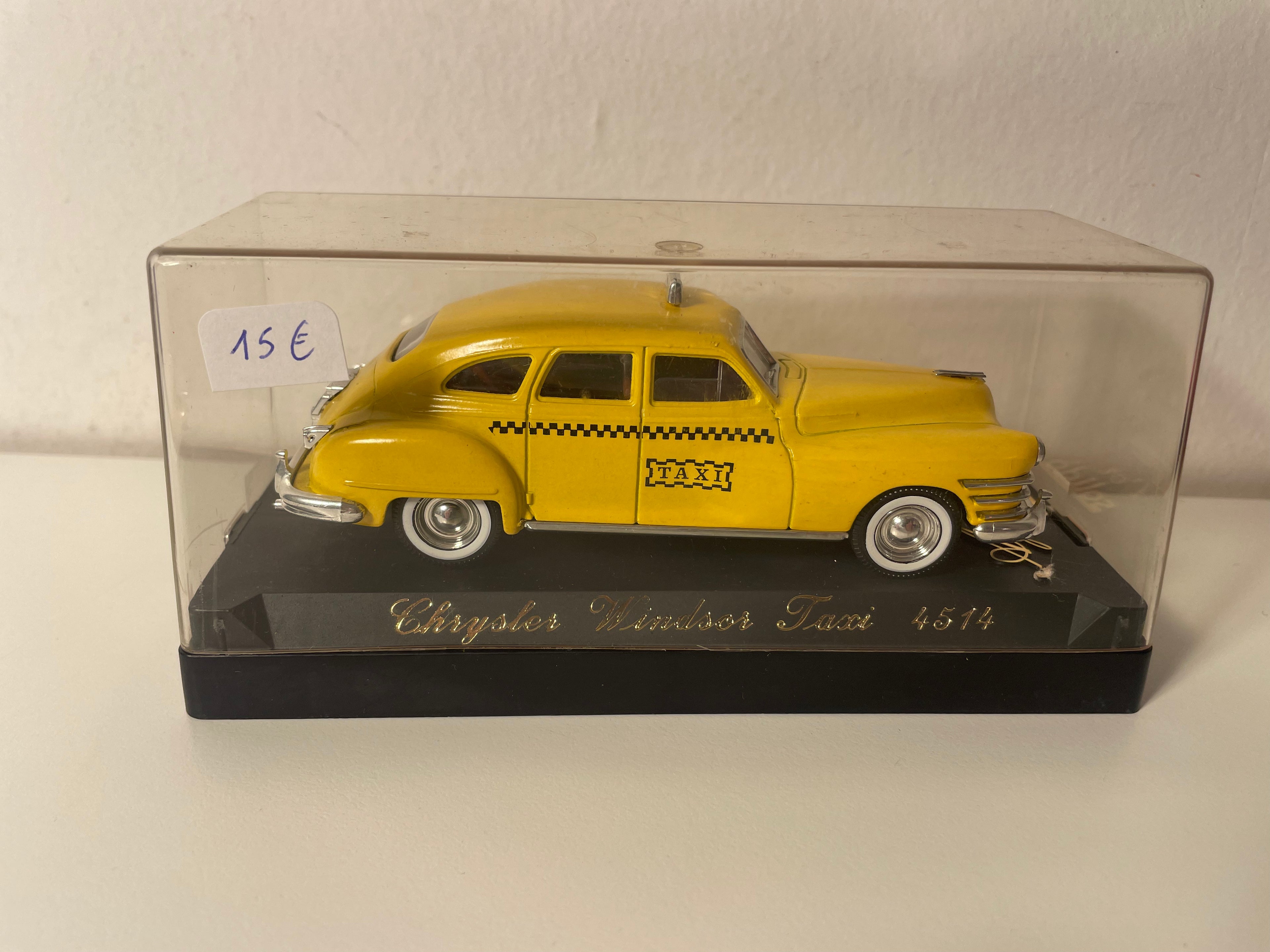 Chrysler Windsor giallo TAXI - Solido riferimento 4514 (auto americana)