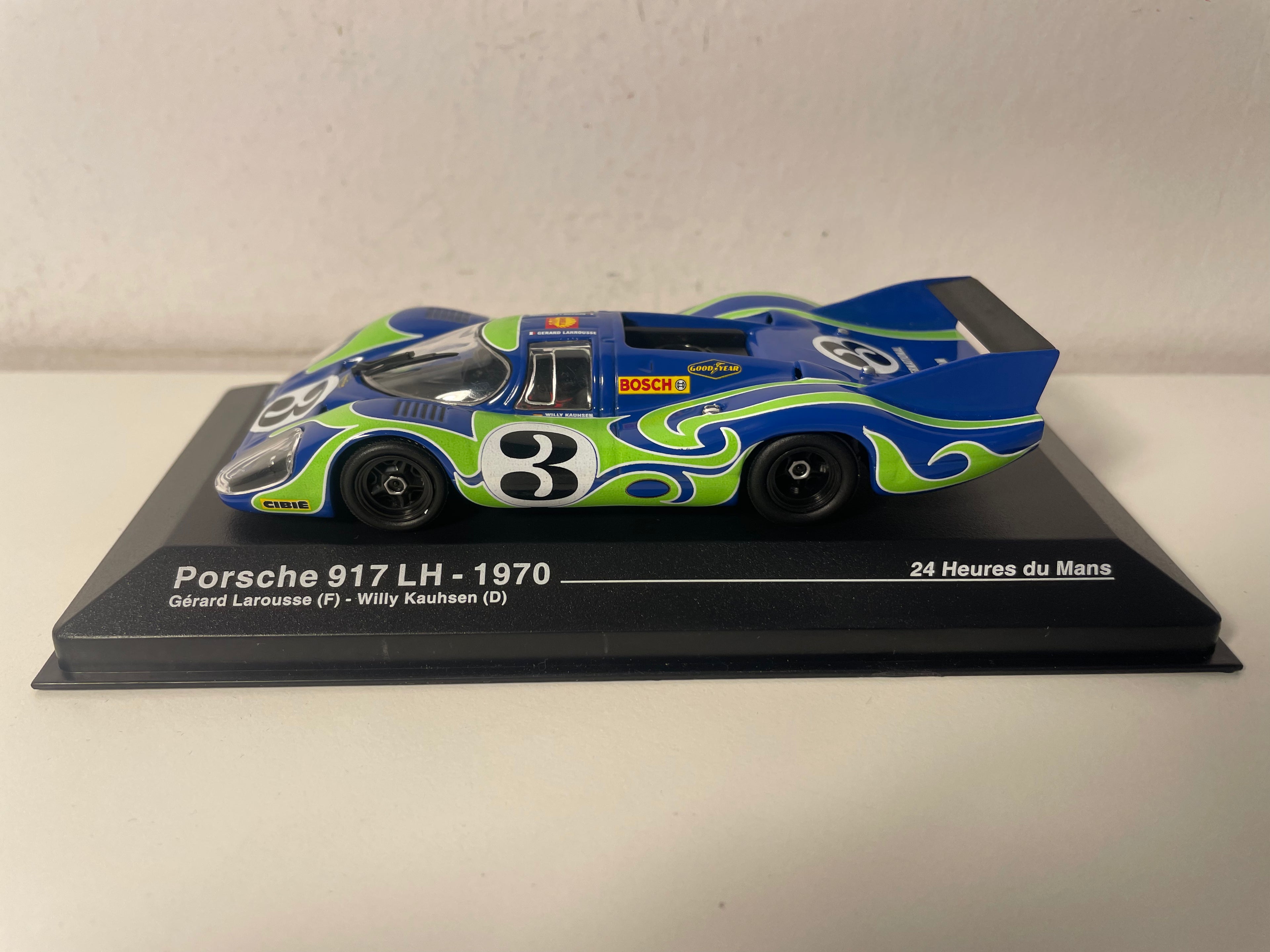 Blauwe en groene Porsche 917 LH nummer 3 (1970 24 uur van Le Mans)