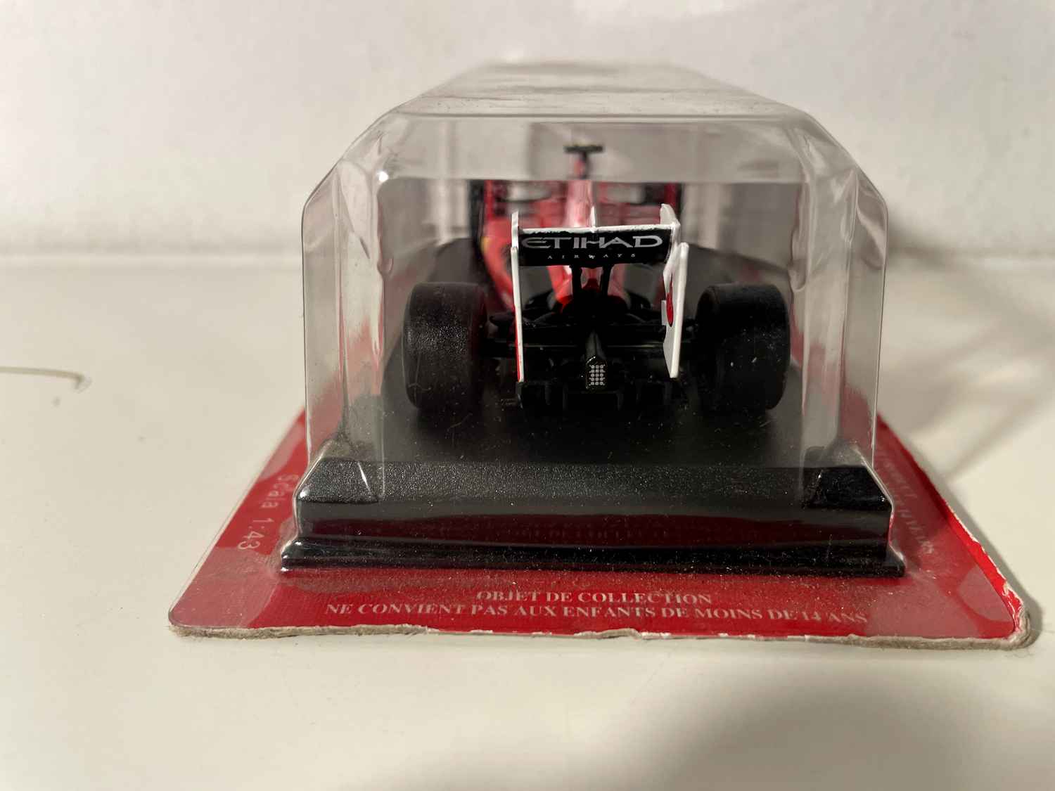 Ferrari F10 rout Nummer 8 - Formel 12 (Altaya)