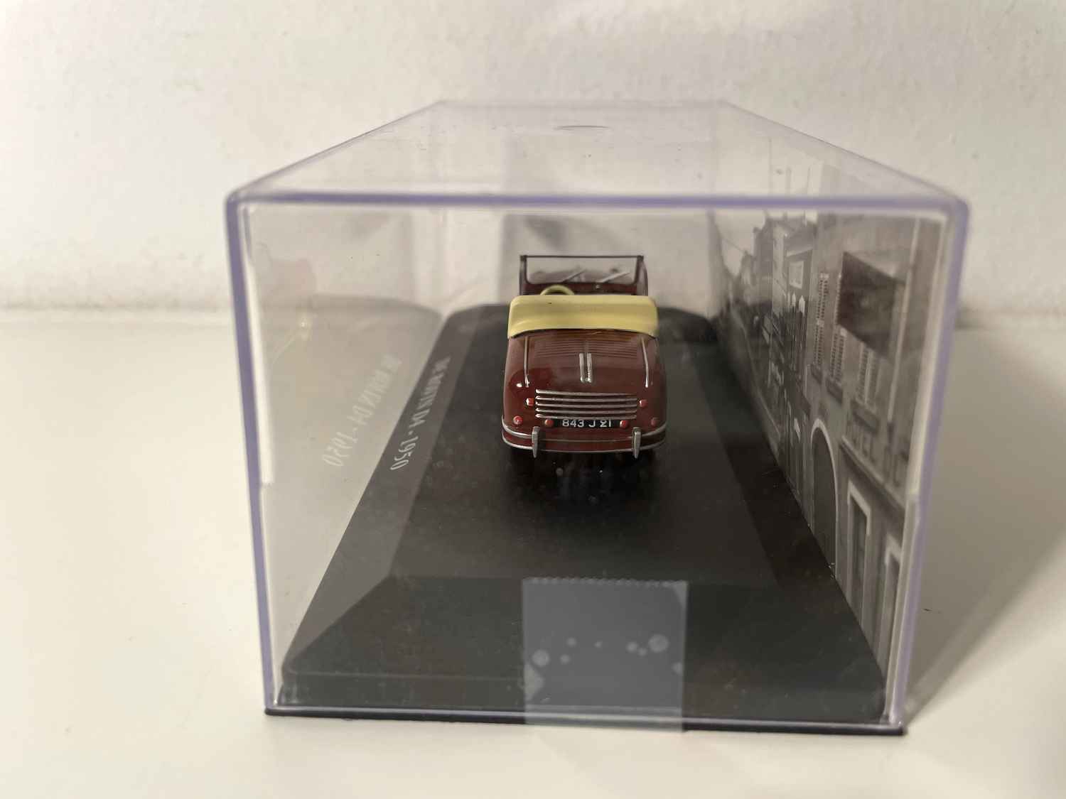 De Rovin D4 marrone del 1950