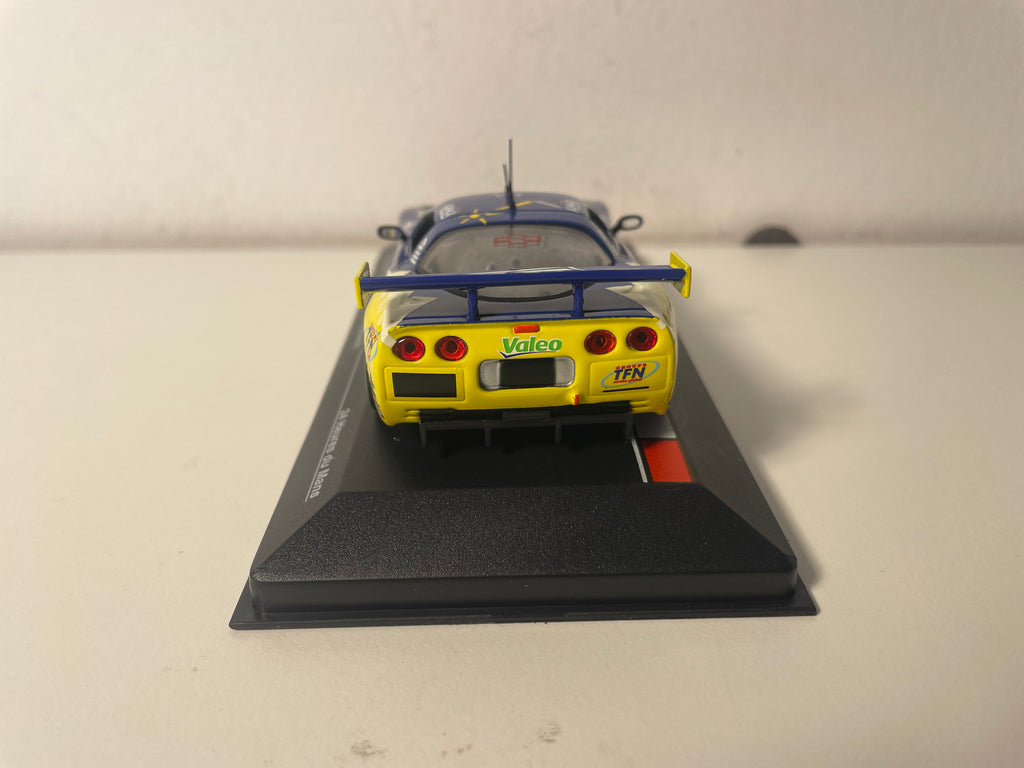 Chevrolet Corvette C5R bleue et jaune numéro 72 - 24 heures du Mans de 2006