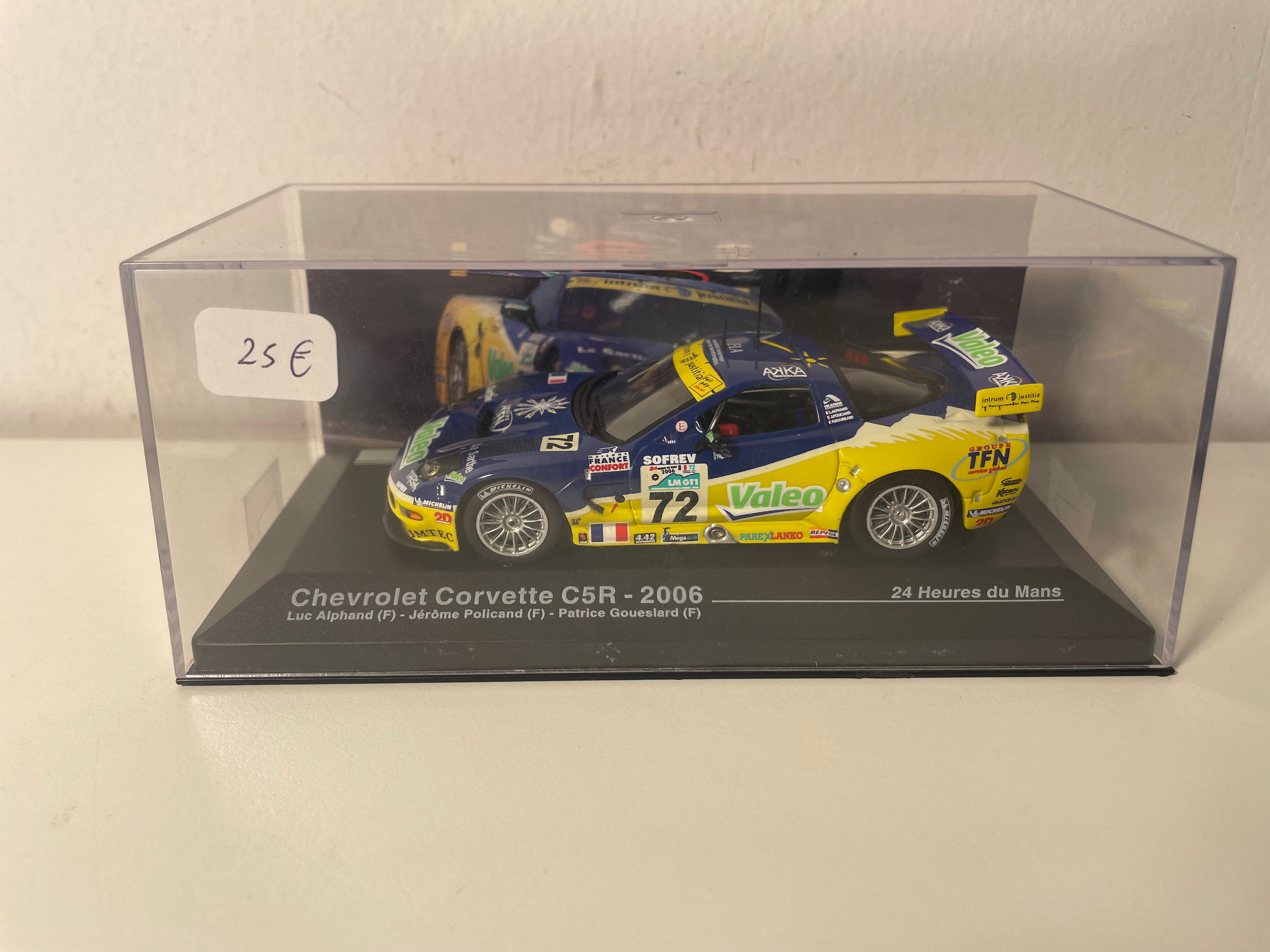 Chevrolet Corvette C5R azul y amarillo número 72 (24 Horas de Le Mans 2006)