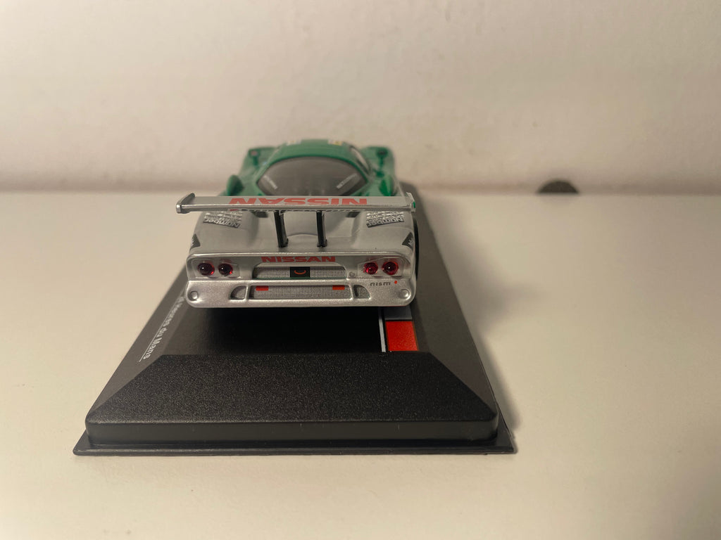 Nissan R390 GTI Green und Grau Nummer 33 (24 Stunden von Le Mans im Jahr 1998)