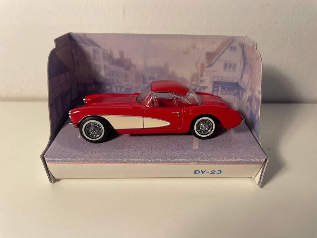 Rout an beige Chevrolet Corvette Dinky - Matchbox (amerikanescht Auto)