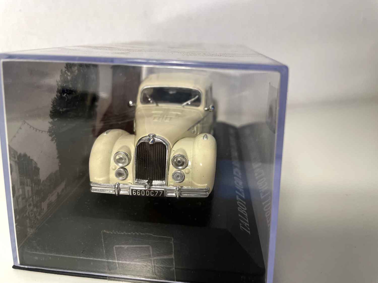 Talbot Lago T26 Record Coupe del 1948 color crema