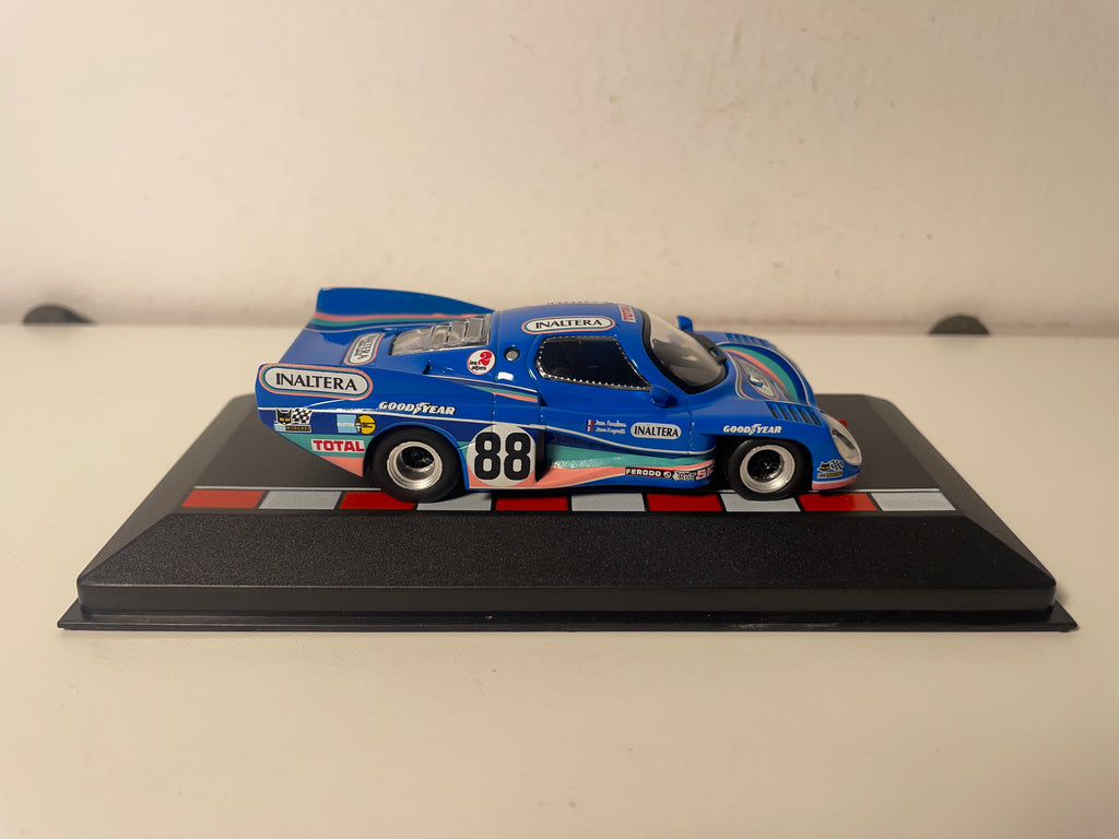 Inaltera GT bleue numéro 88 - 24 heures du Mans 1977