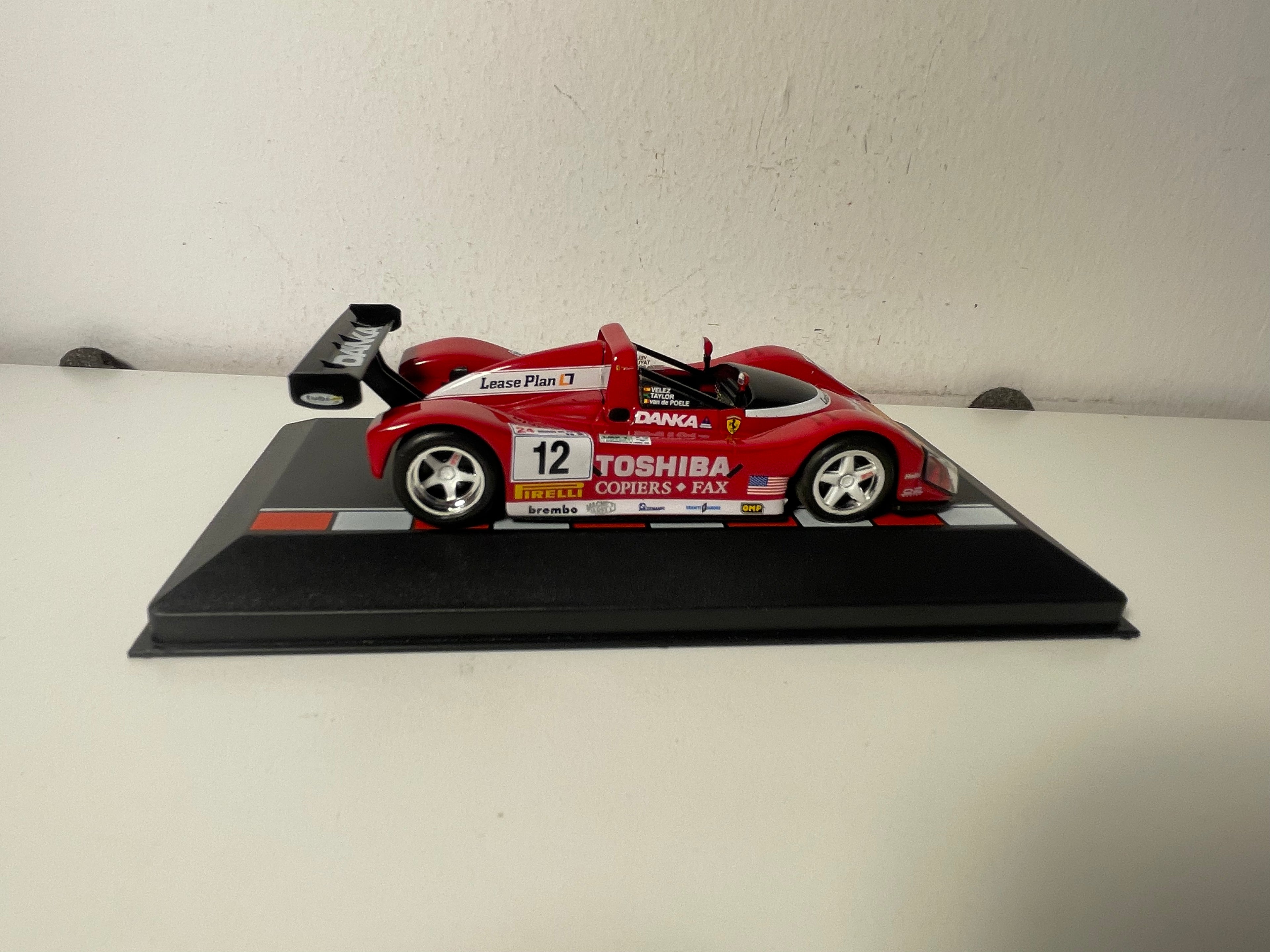 Ferrari 333 SP rouge numéro 12 - 24 heures du Mans de 1998