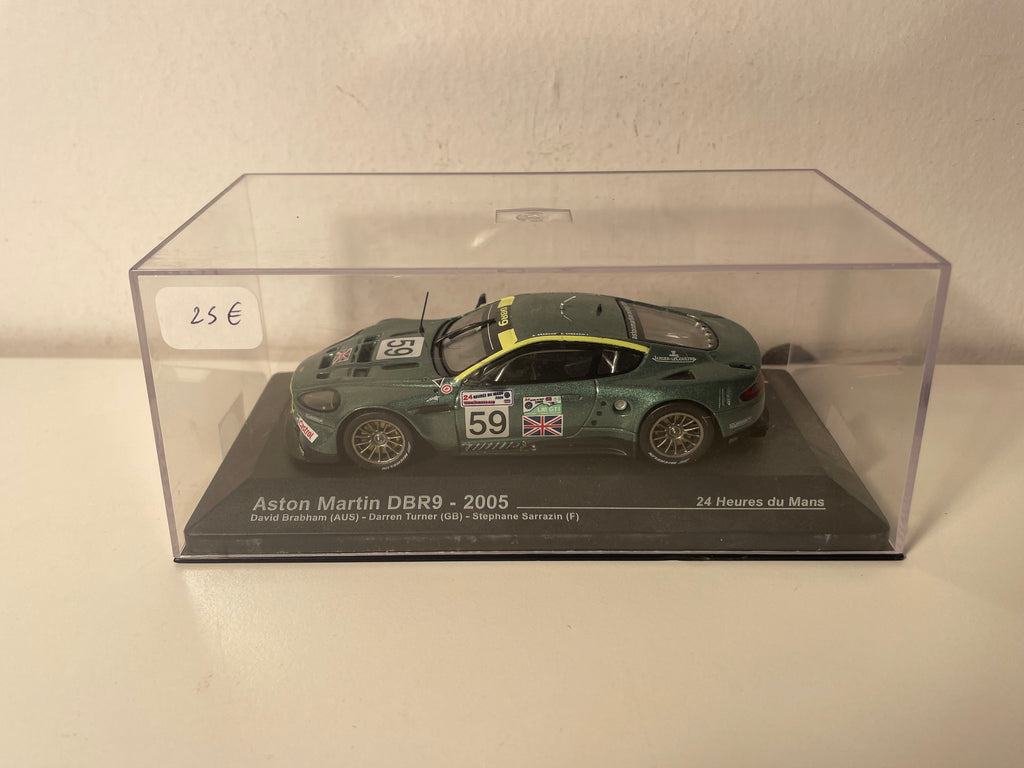 Aston Martin DBR9 Verte Nummer 59 (24 Stunden von Le Mans aus dem Jahr 2005)