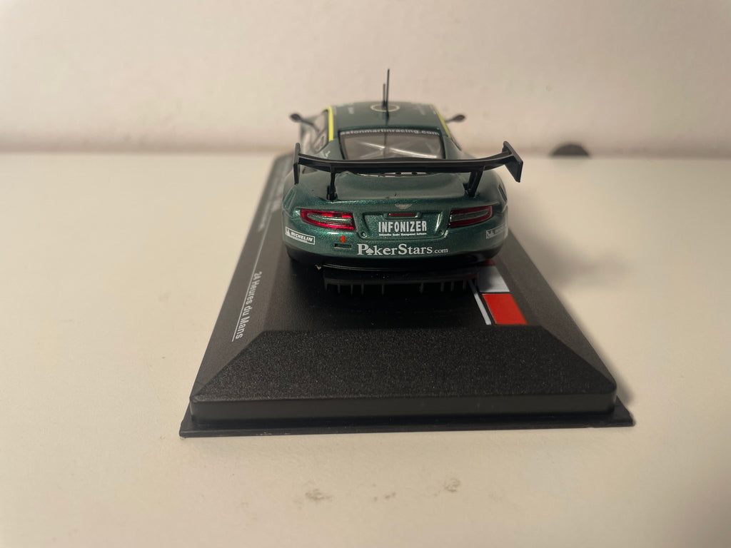 Groene Aston Martin DBR9 nummer 009 (24 uur van Le Mans 2006)