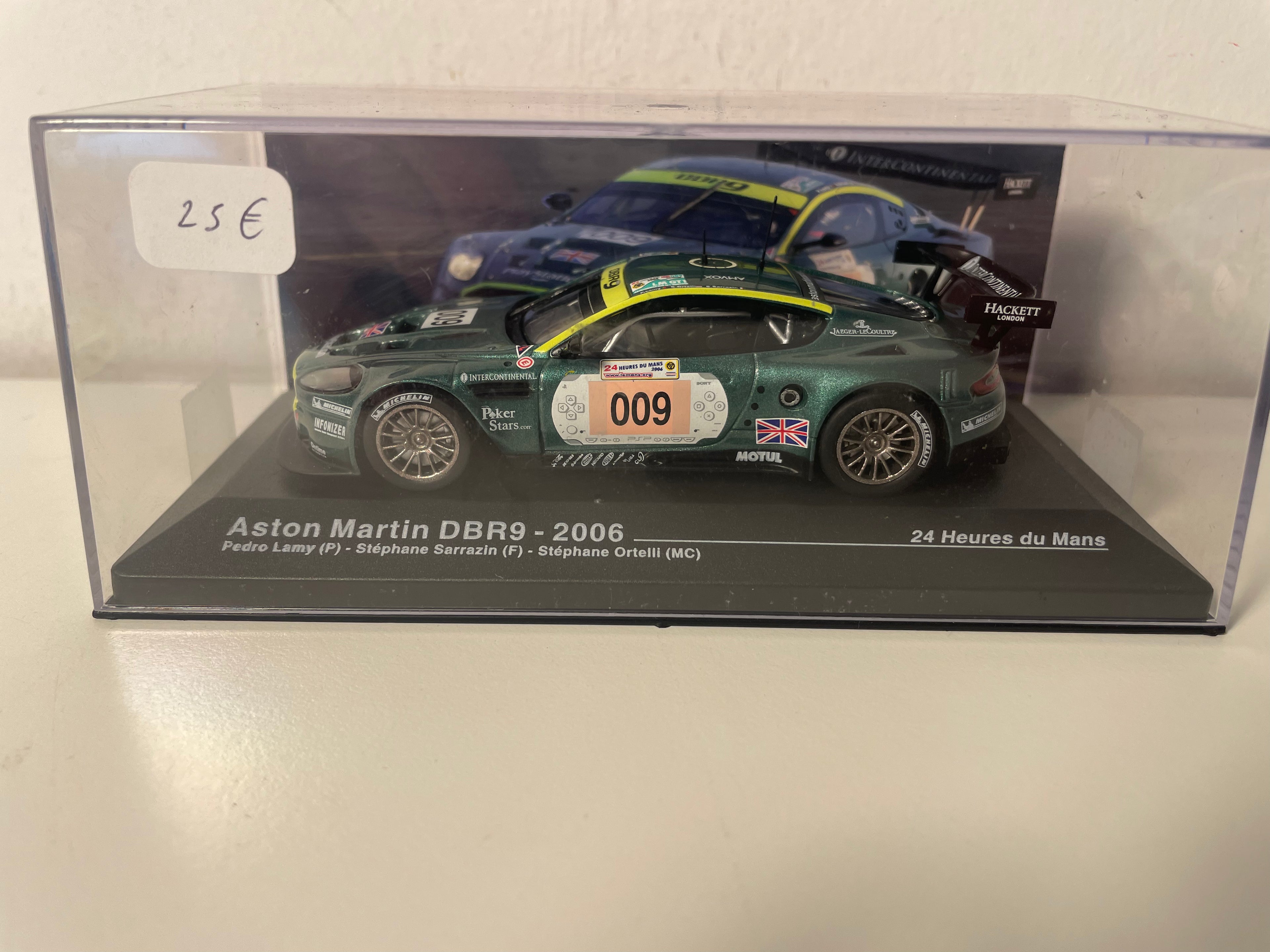 Aston Martin DBR9 verte numéro 009 - 24 heures du Mans de 2006