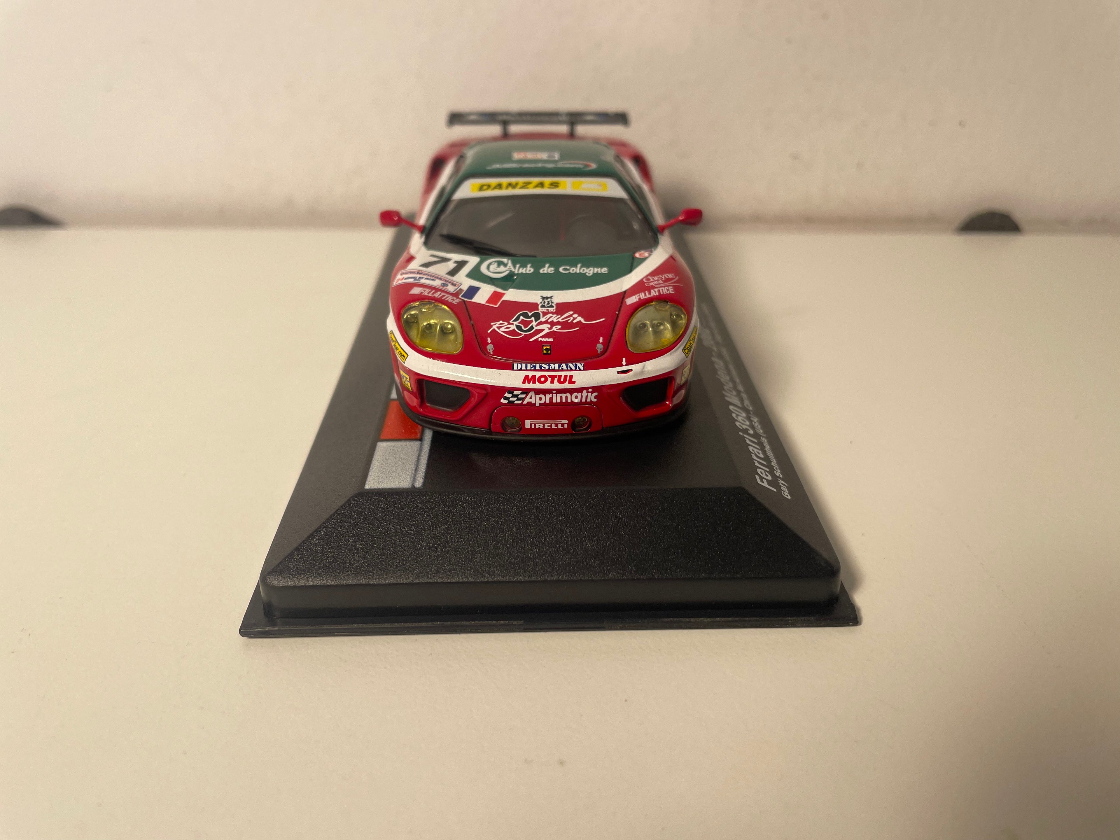 Ferrari 360 Modena blanche, rouge, bleue et verte numéro 71 - 24 heures du Mans de 2002