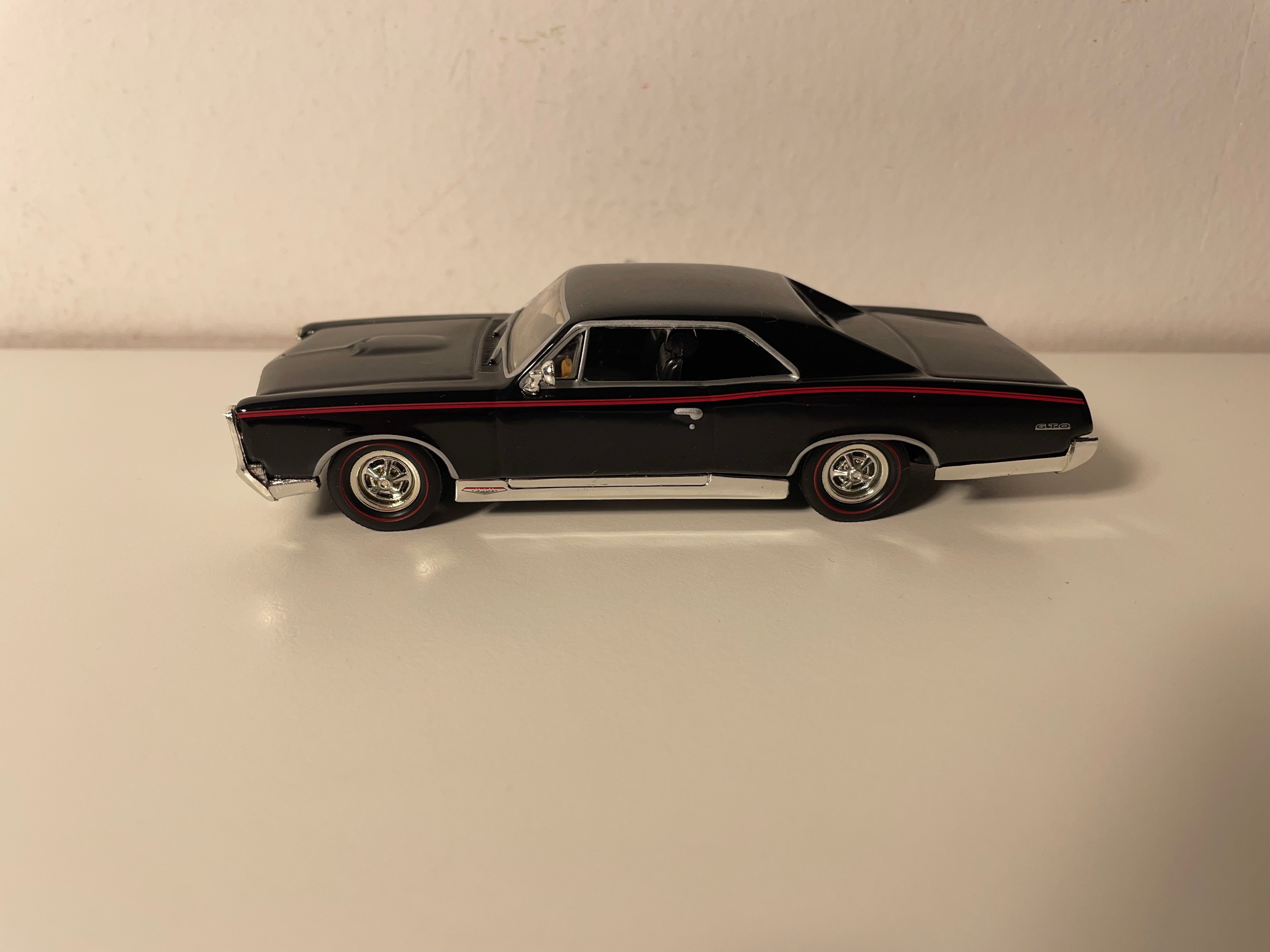 Pontiac GTO TM GM schwaarz vun 1967 - MATCHBOX (amerikaneschen Auto)