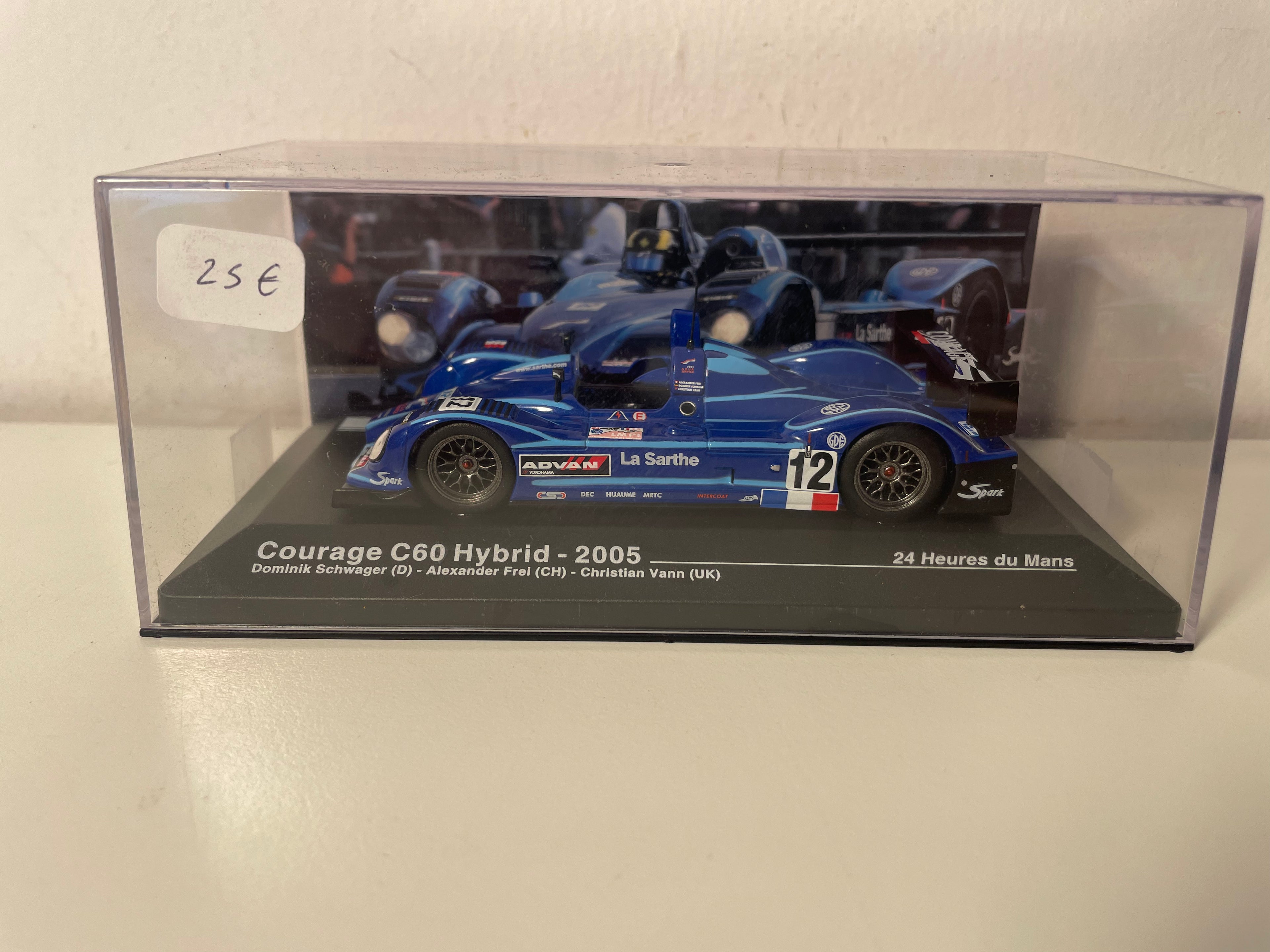 Courage C60 Hybrid bleue numéro 12 - 24 heures du Mans de 2005