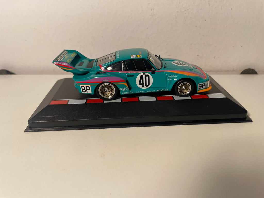 Porsche 935 verte, violette et orange numéro 40 - 24 heures du Mans de 1979