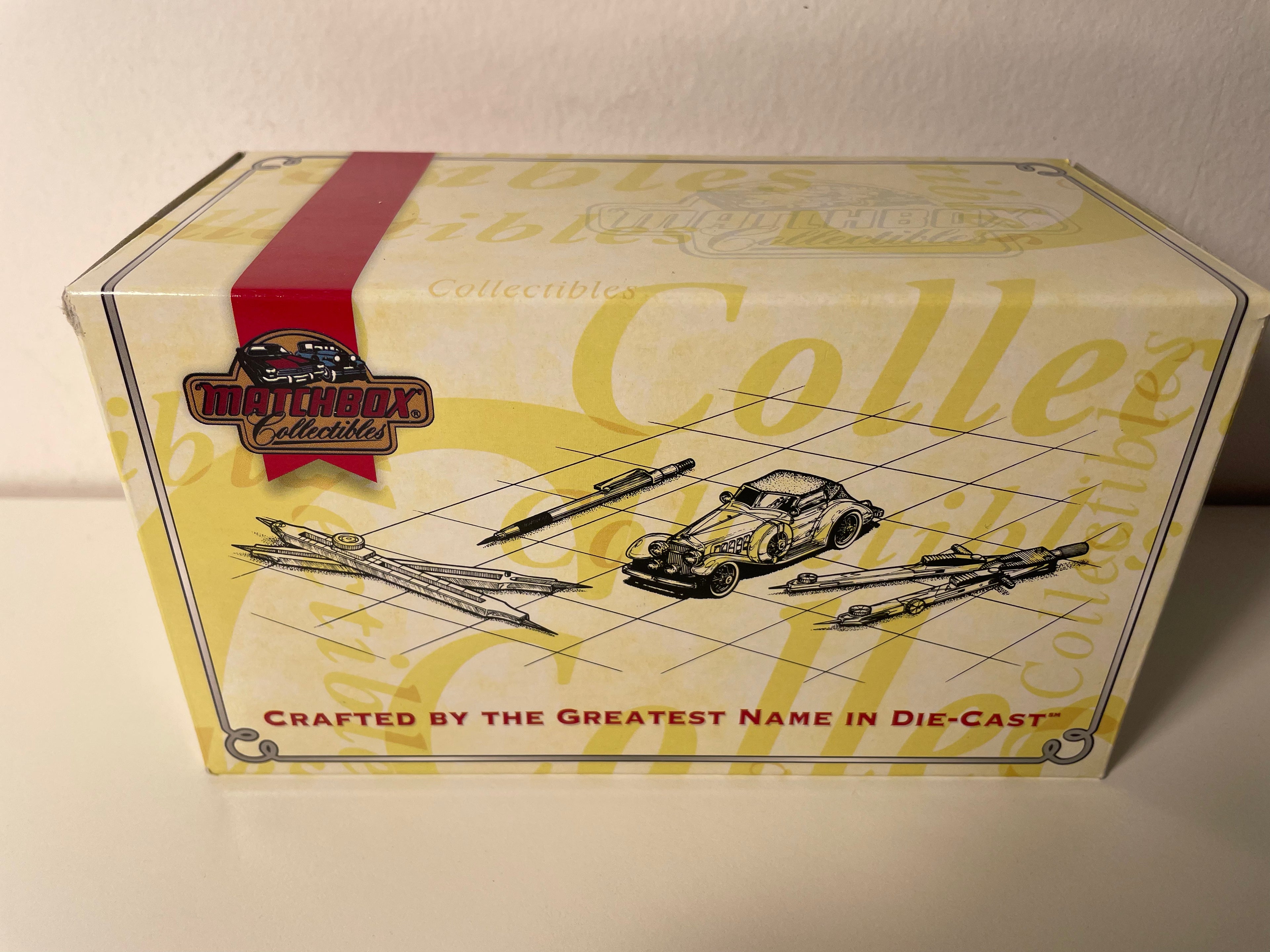 Chevrolet Corvette rouge a giel vun 1953 COCA-COLA - MATCHBOX (amerikaneschen Auto)