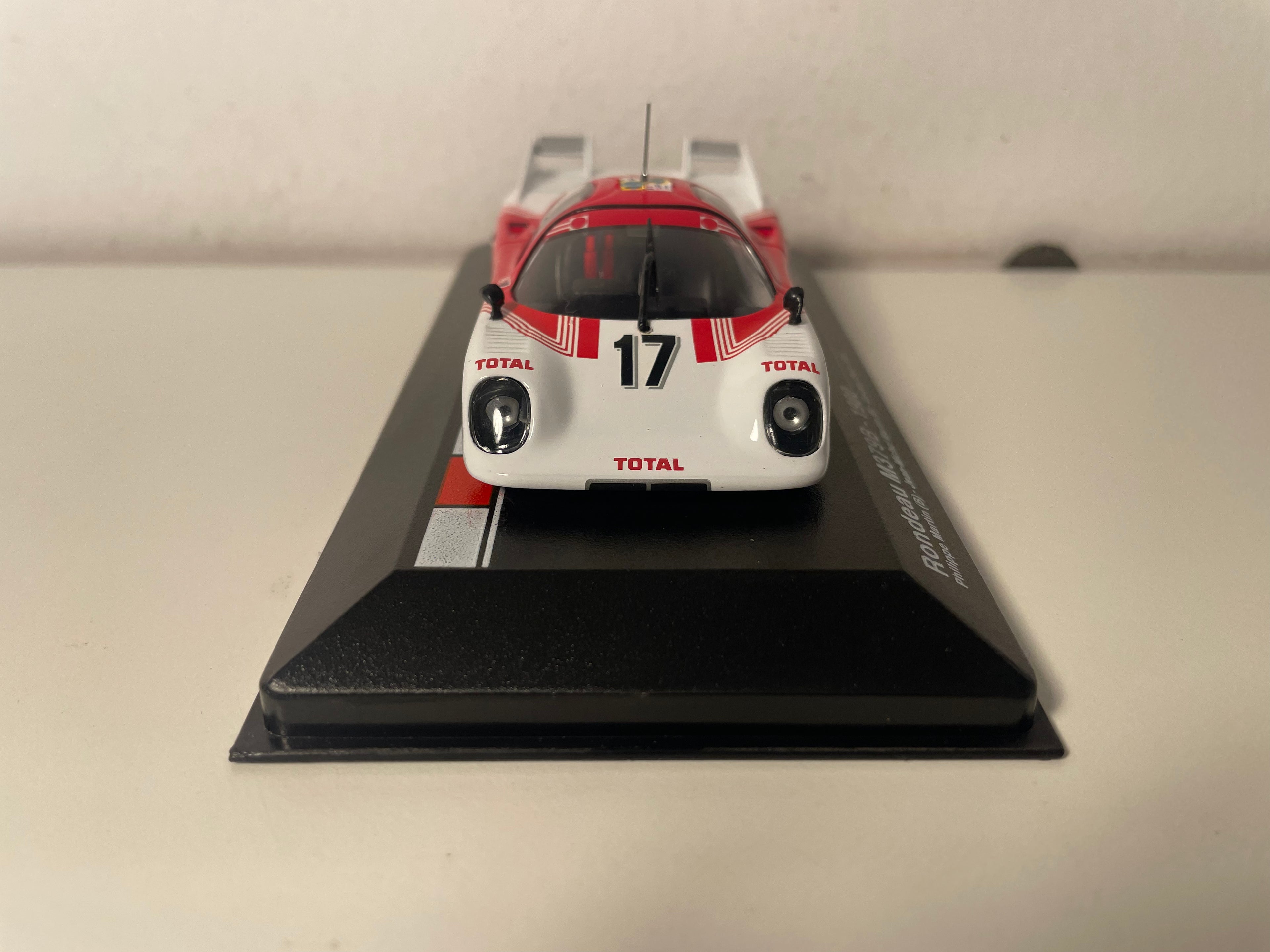 Rondeau M379B blanche et rouge numéro 17 - 24 heures du Mans de 1980