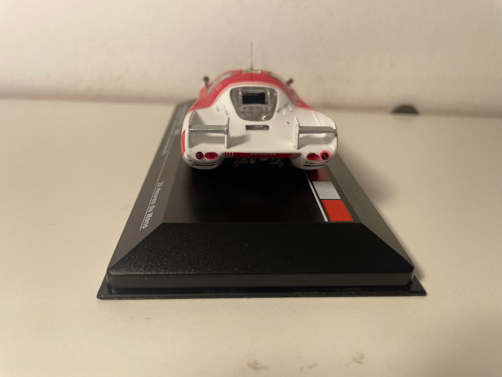 Rondeau M379B blanche et rouge numéro 17 - 24 heures du Mans de 1980