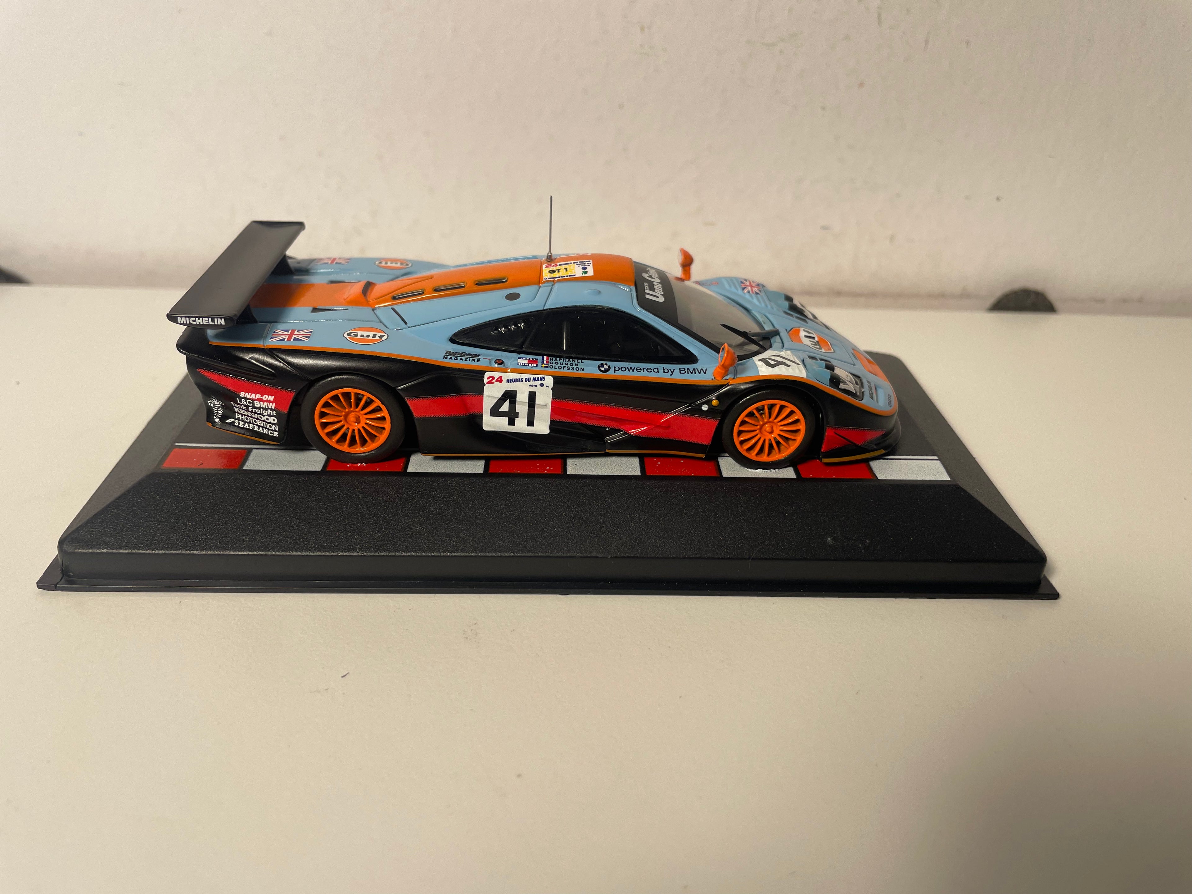 McLaren F1 GTR in GULF colors (blue and orange) - 1997 24 Hours of Le Mans number 41
