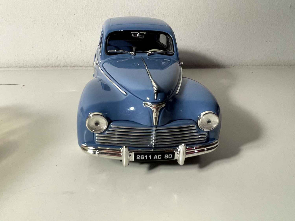 Peugeot 203 blu del 1954 - Solido (Scala 1/18)