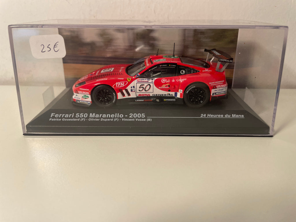Ferrari 550 Maranello rood nummer 50 - 24 uur van Le Mans 2005