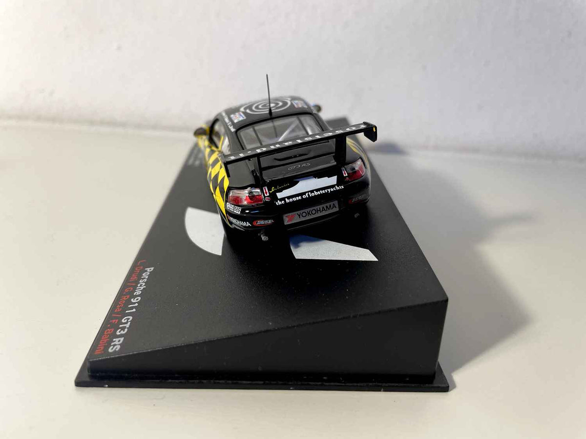 Porsche 911 GT3 RS nera e gialla + quadretti numero 83 - 24 ore di Le Mans del 2001