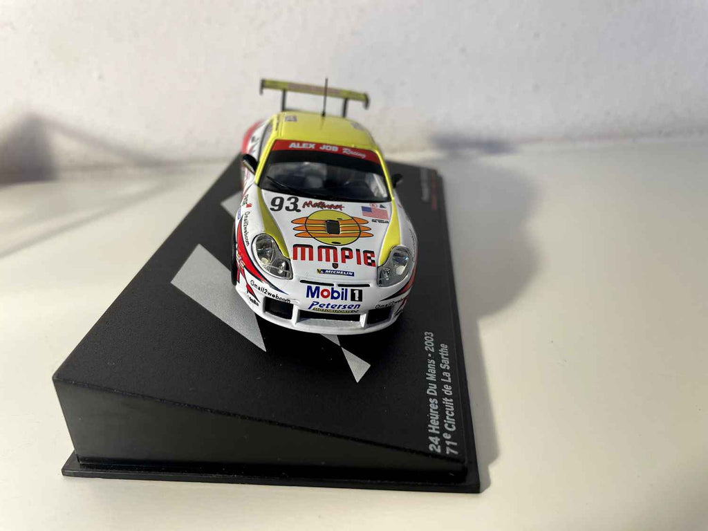 Porsche 911 GT3-RS blanche, rouge et jaune numéro 93 - 24 heures du Mans de 2003