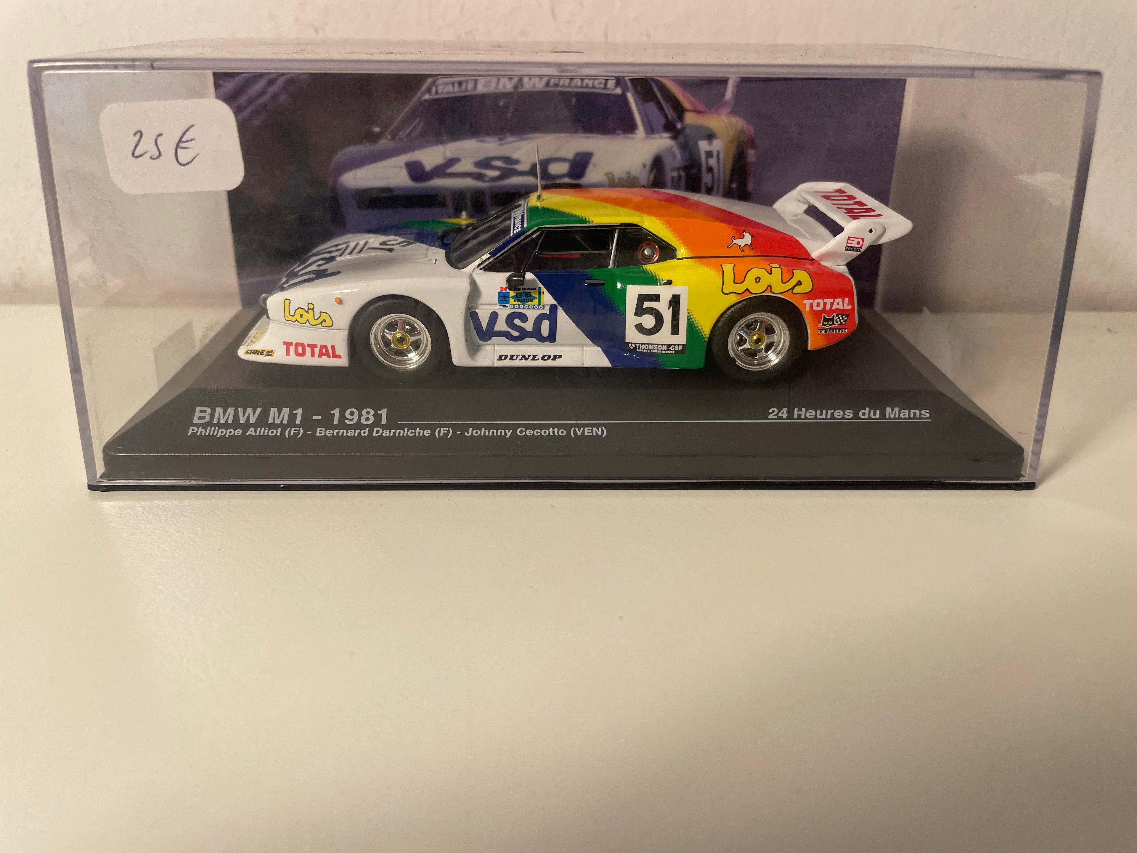 BMW M1 blanche, verte, jaune, orange et rouge numéro 51 - 24 heures du Mans de 1981