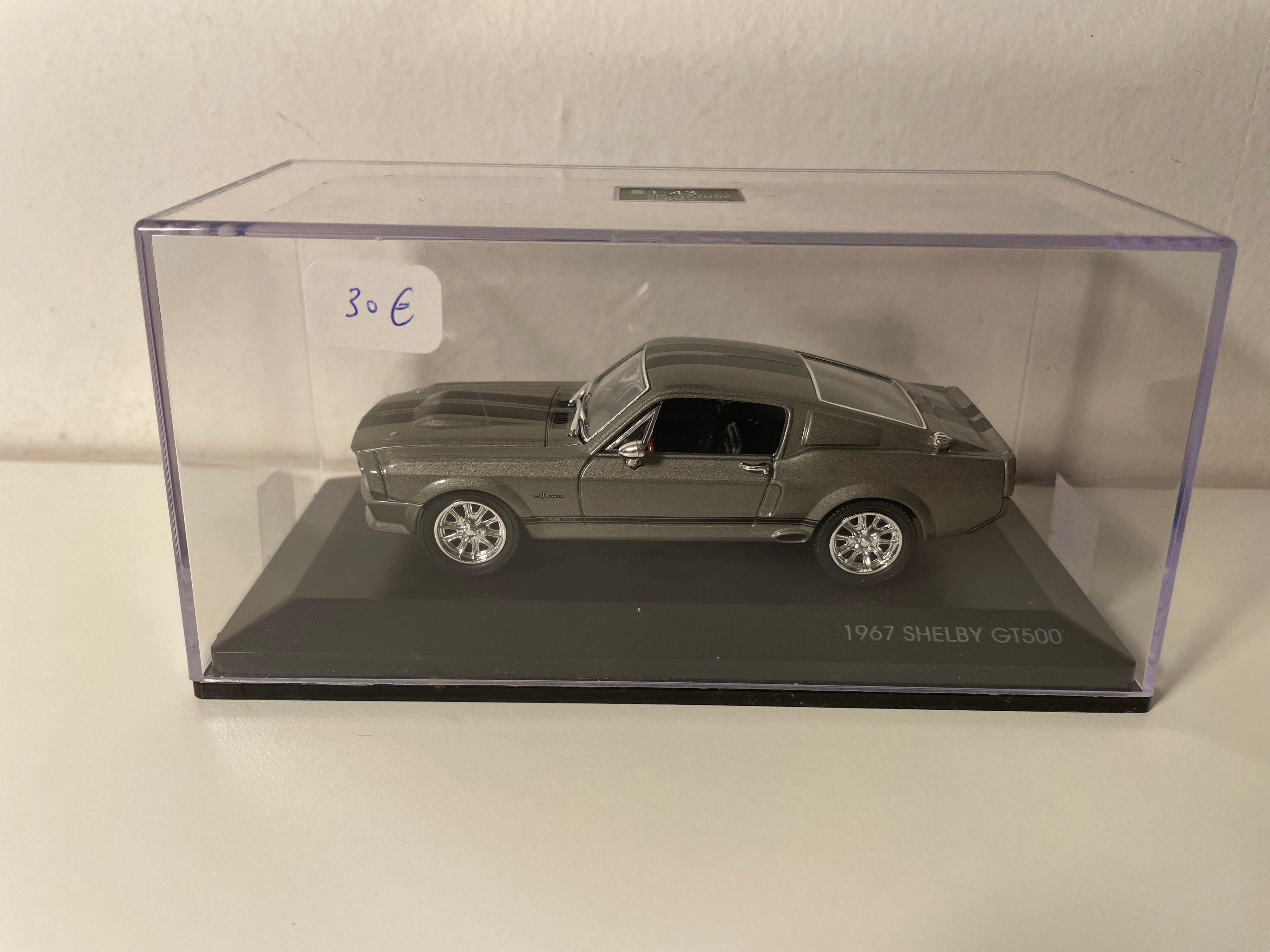 Shelby GT500 gréis a schwaarz aus 1967 - Signature Serien (amerikanescht Auto)