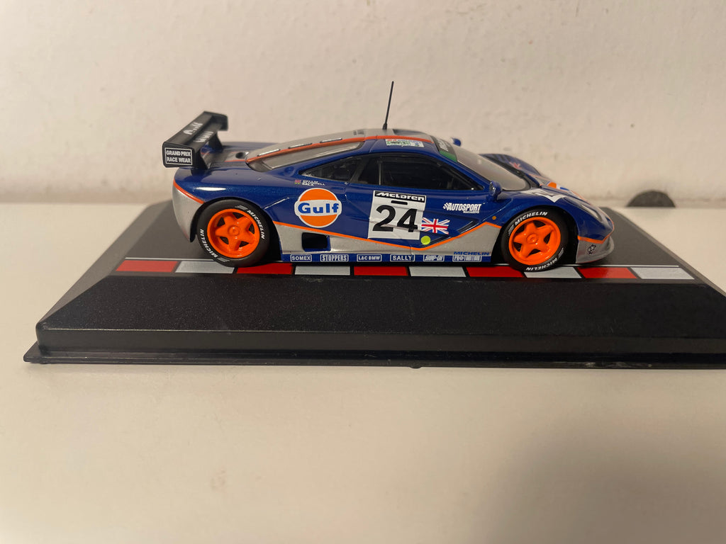 McLaren F1 GTR blau, grau und orange Nummer 24 - 24 Stunden von Le Mans 1995