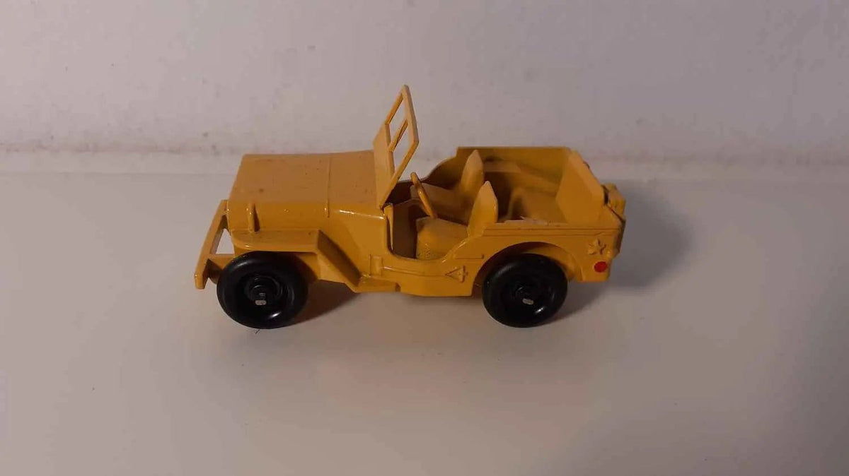 Jeep Willys jaune version civile Dinky-Toys (Editions Atlas) SANS boite Bernard Miniatures