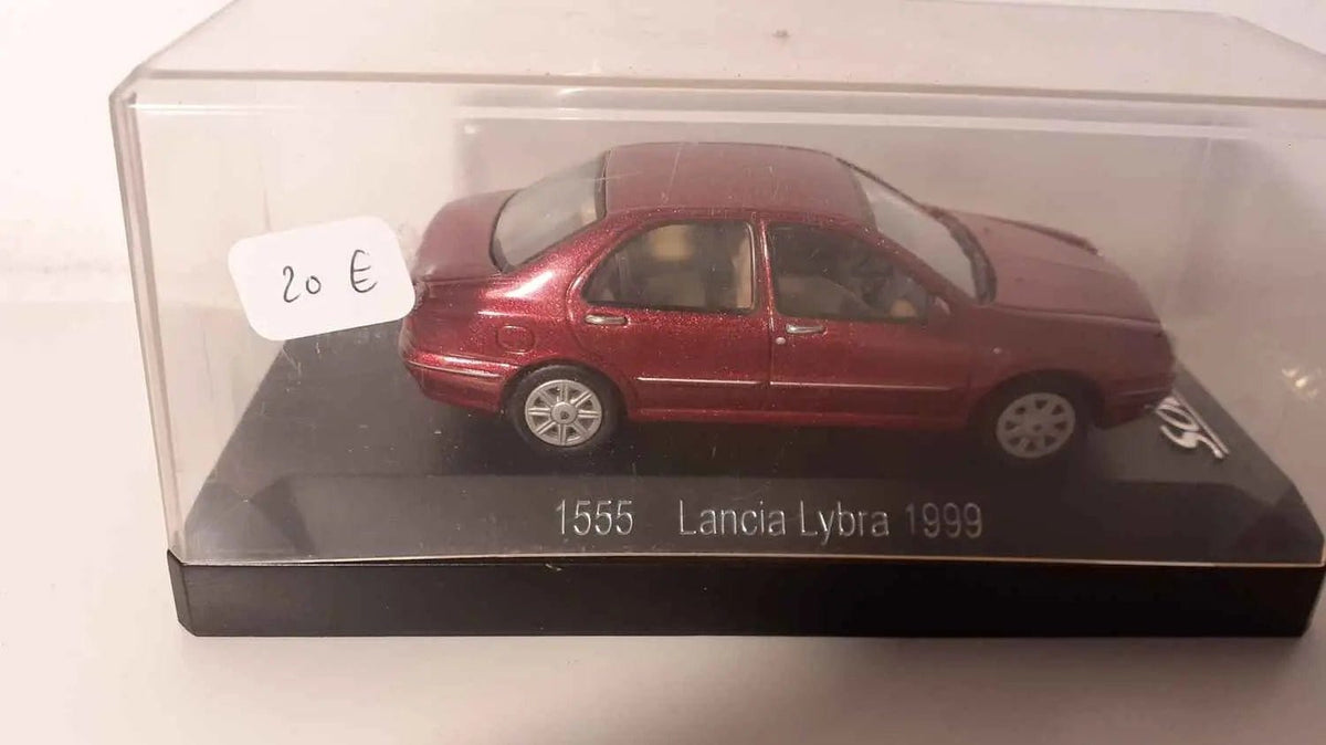 Lancia Lybra bordeaux de 1999 (Solido référence 1555) Bernard Miniatures