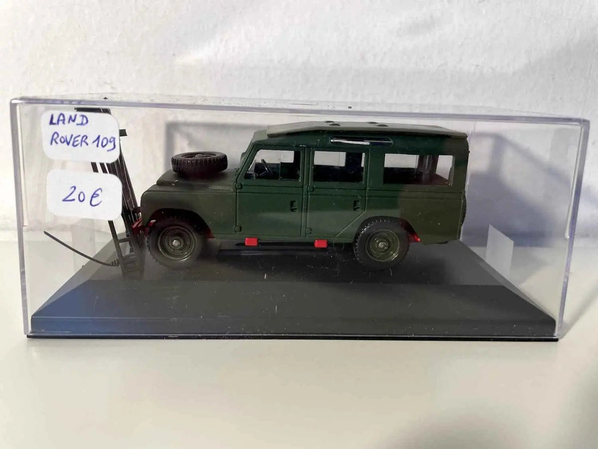 Land Rover 109 militaire (collection Solido) Bernard Miniatures