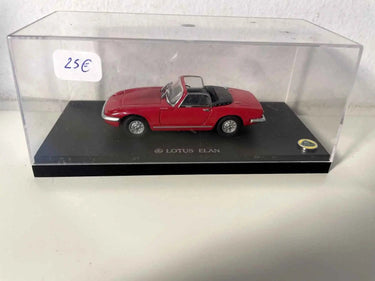 Lotus Elan rouge Bernard Miniatures