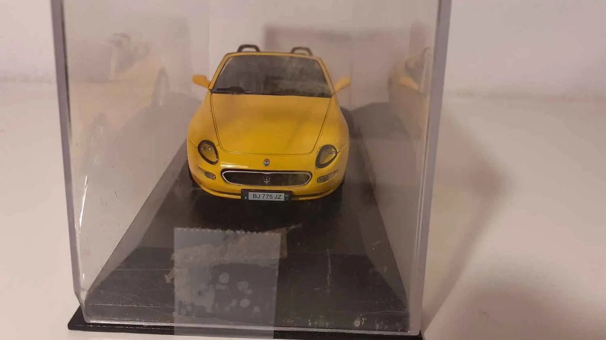 Maserati Spyder GT jaune de 2001 Bernard Miniatures