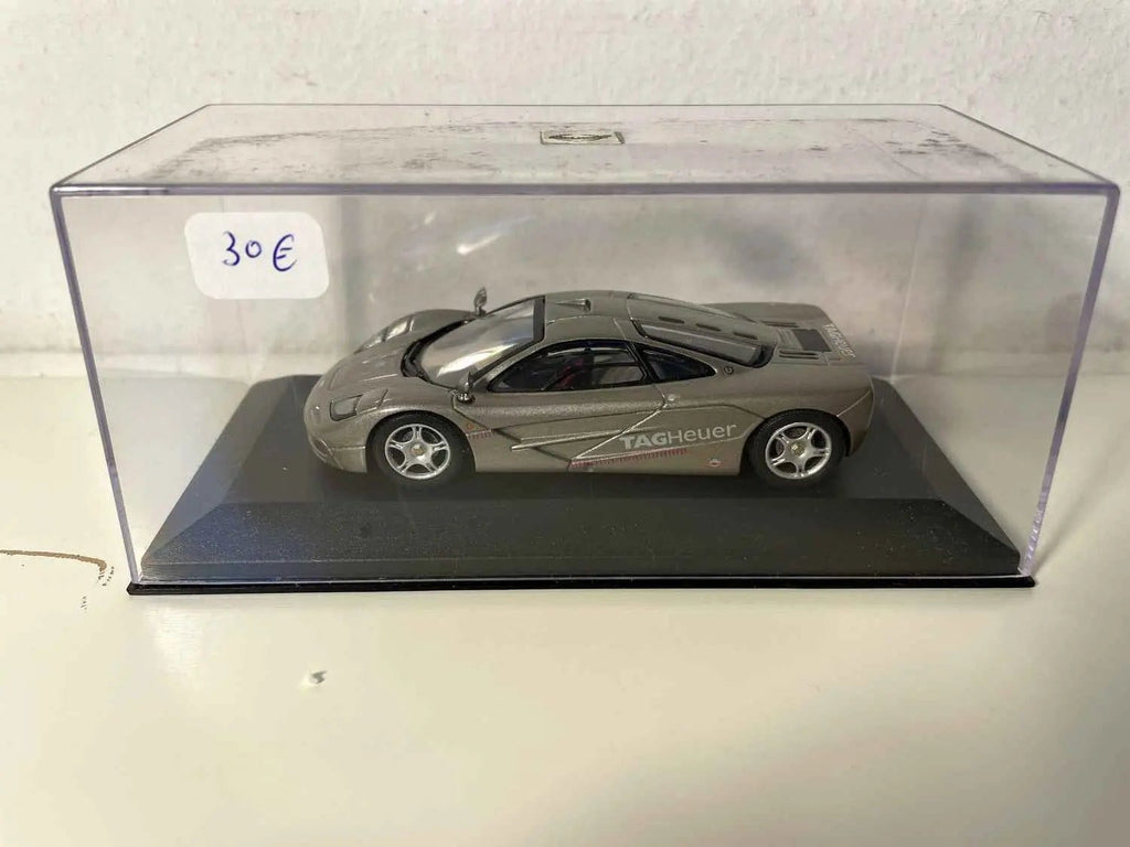 McLaren F1 Street car Tag-Heuer (Minichamps) Bernard Miniatures