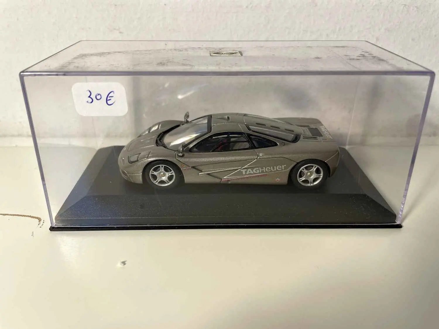 McLaren F1 Street car Tag-Heuer (Minichamps) Bernard Miniatures