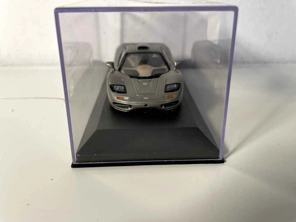 McLaren F1 Street car Tag-Heuer (Minichamps) Bernard Miniatures