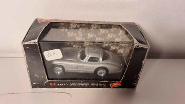 Mercedes 300 SLR coupée grise de 1955 Bernard Miniatures